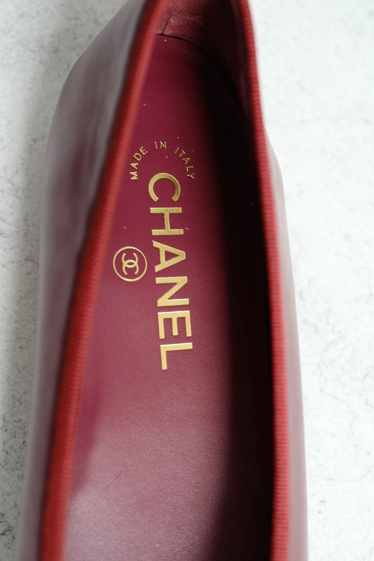 Chanel 26S Matthieu Blazy's Ballet Flats Burgundy Pink Lambskin Size 38C