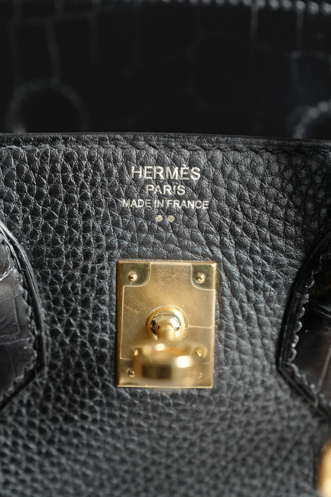Hermes Birkin 25 touch shiny niloticus in noir/black gold hw Complete with Receipt