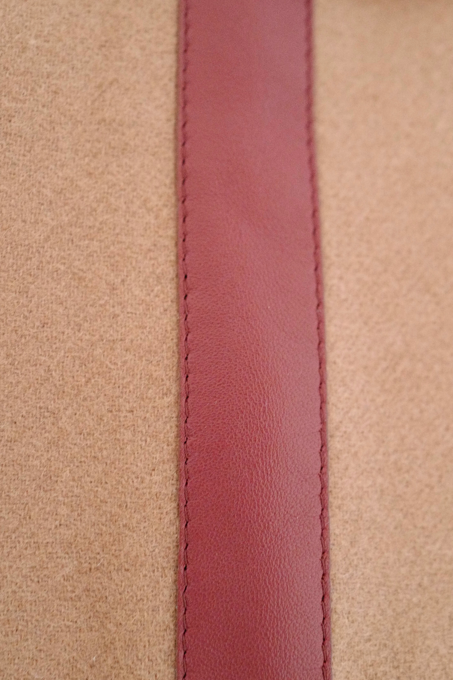 Hermès Étole Poncho 100% Cashmere Trompe L’Oeil HG 01 Camel