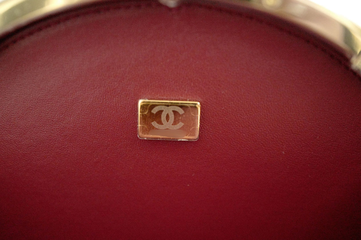 NEW Chanel 26A Metiers d’art Elevator Minaudiere Clutch Golden Silver Gold Hardware