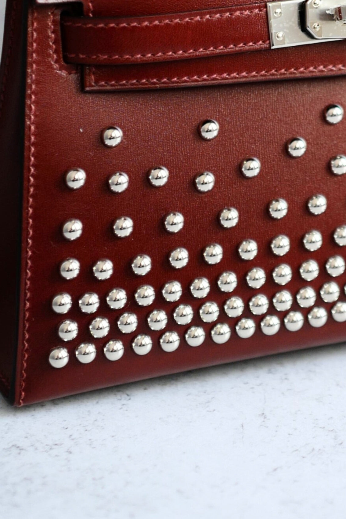 Hermès Kelly 20 Clouté Rouge H Palladium Hardware Stamp K