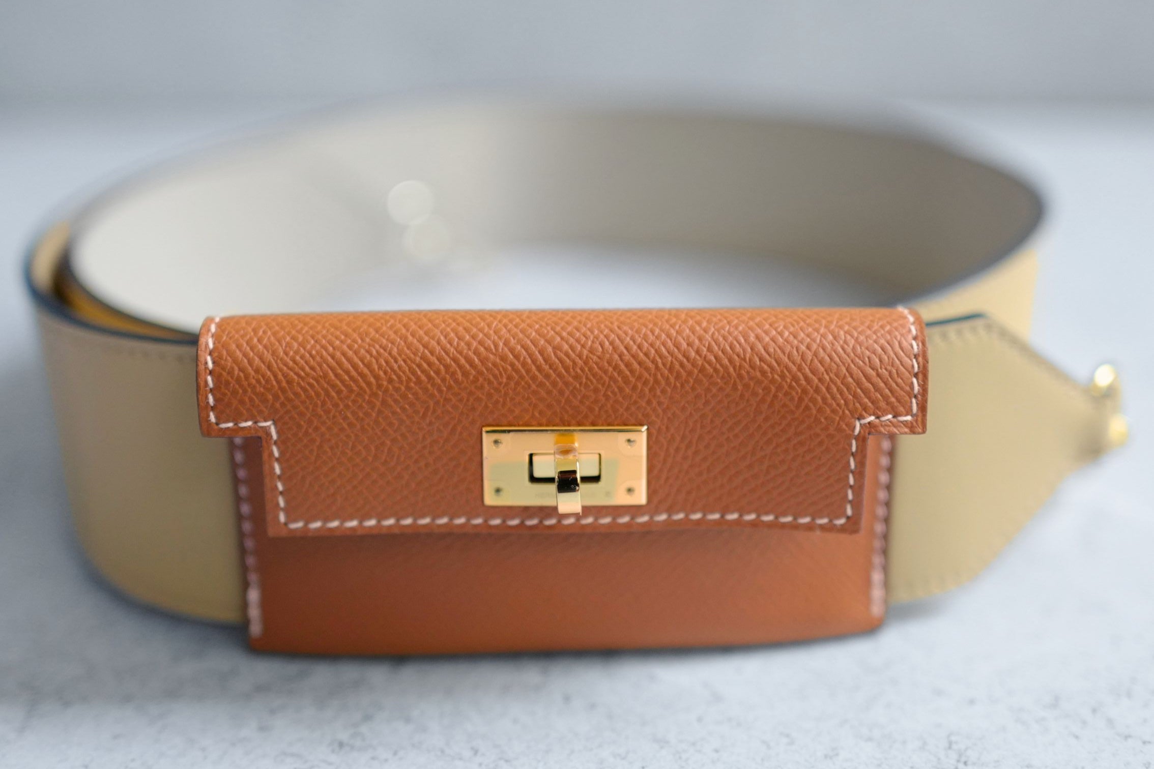 Hermès Kelly Pocket Bag Strap Naturel/Sable/Gold Swift Epsom Calfskin 105 mm