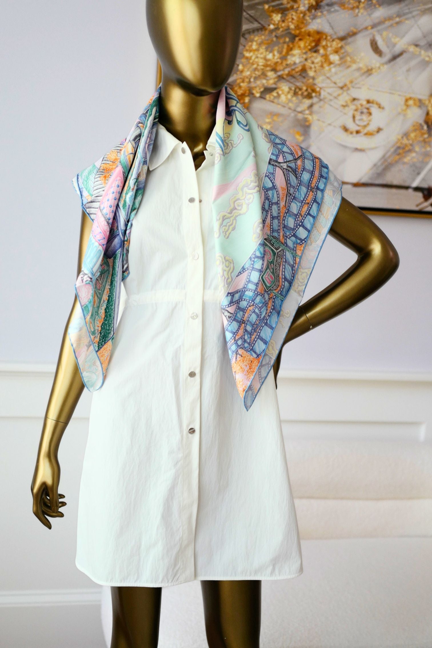 Hermès City of Light Scarf Bleu Jean/Rose/ Vert Véronèse 100% Silk 90