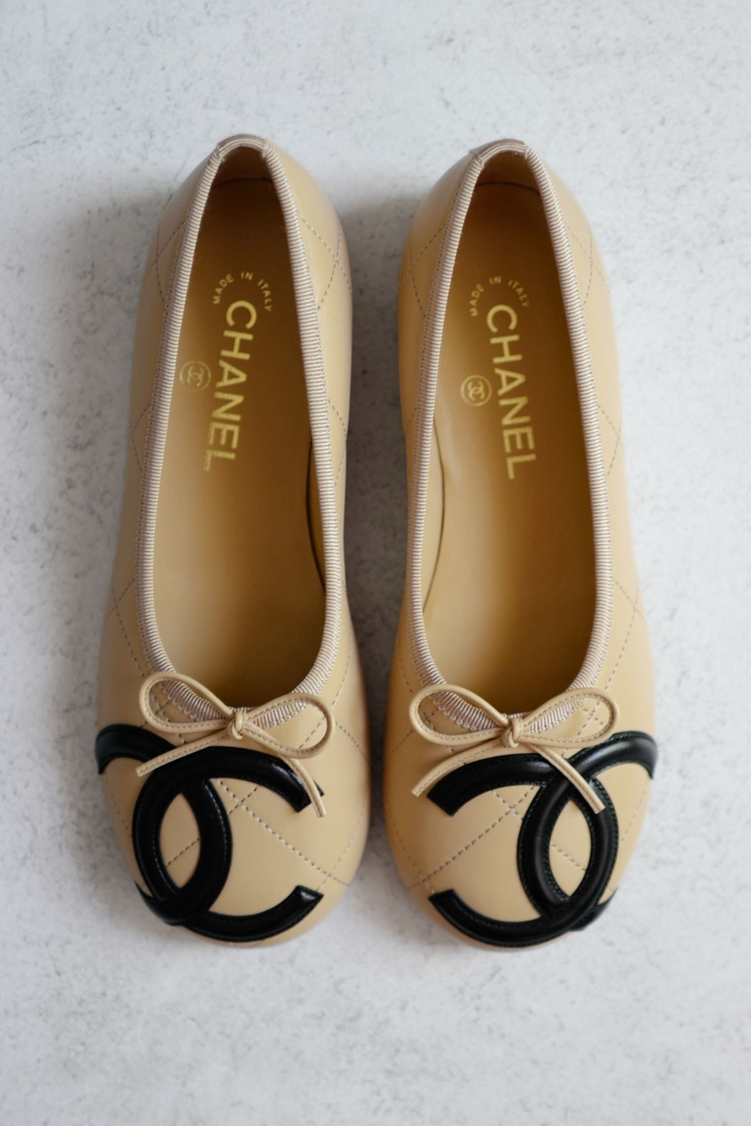 Chanel 26M Coco Beach Ballet Flats Beige Lambskin Size 37.5
