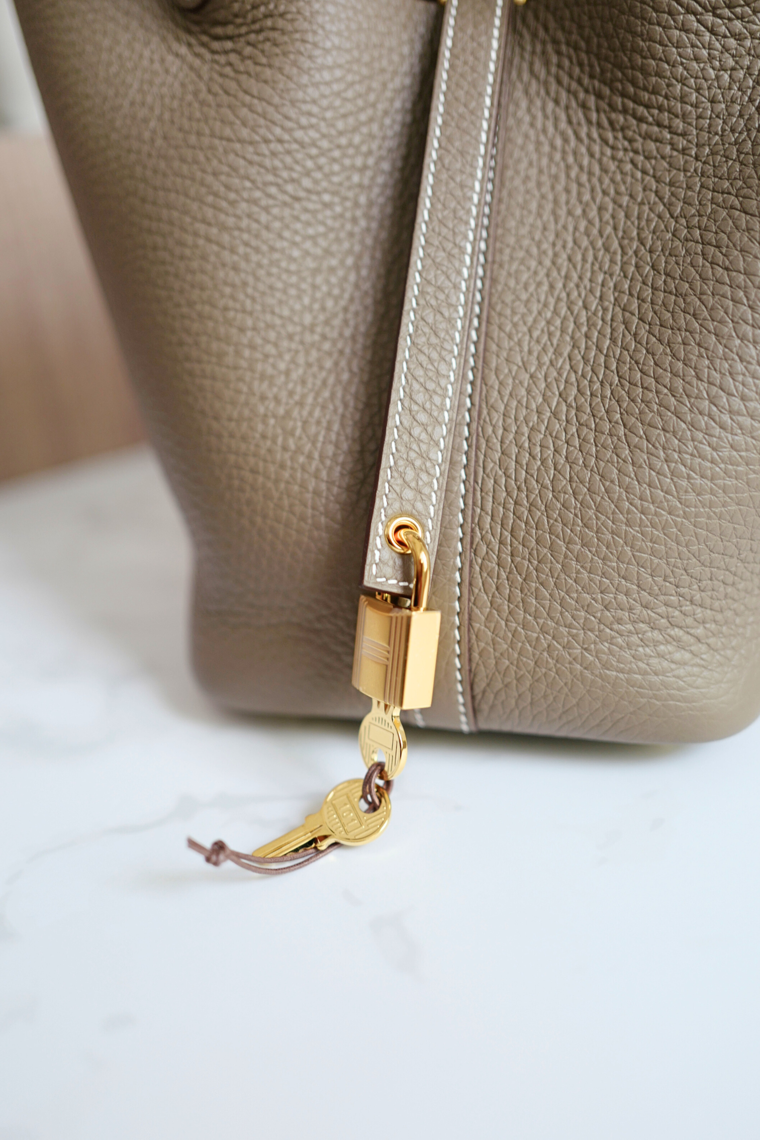 BNIB Hermes Picotin 18 Etoupe Clemence Leather with Gold Hardware