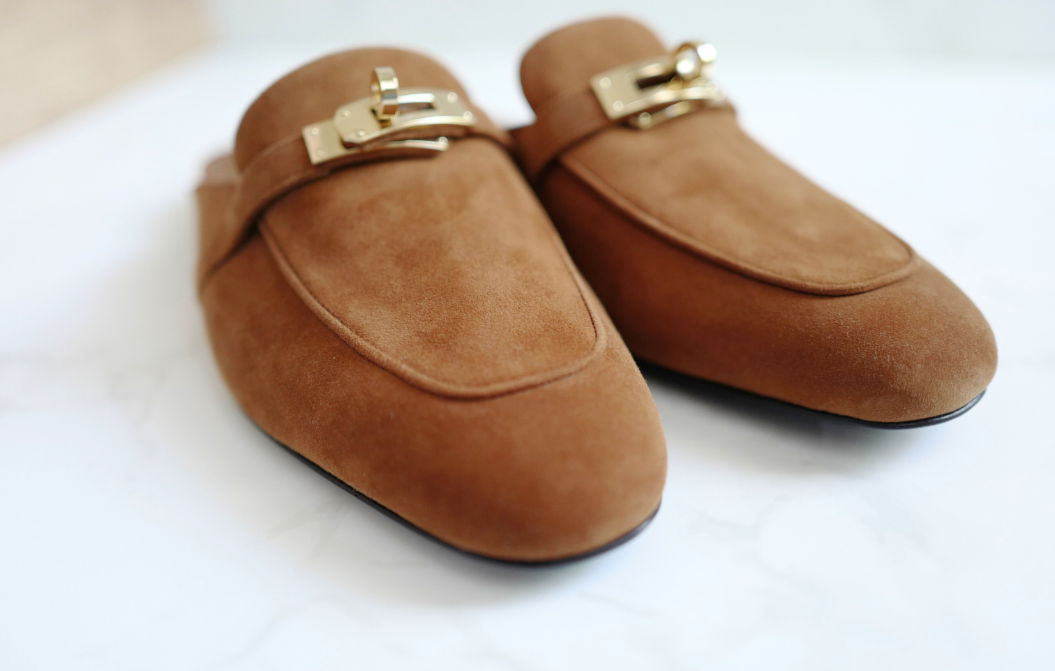 BNIB Hermès OZ Mule Velvet Goatskin Brun Amourette With Gold Hardware Size 39