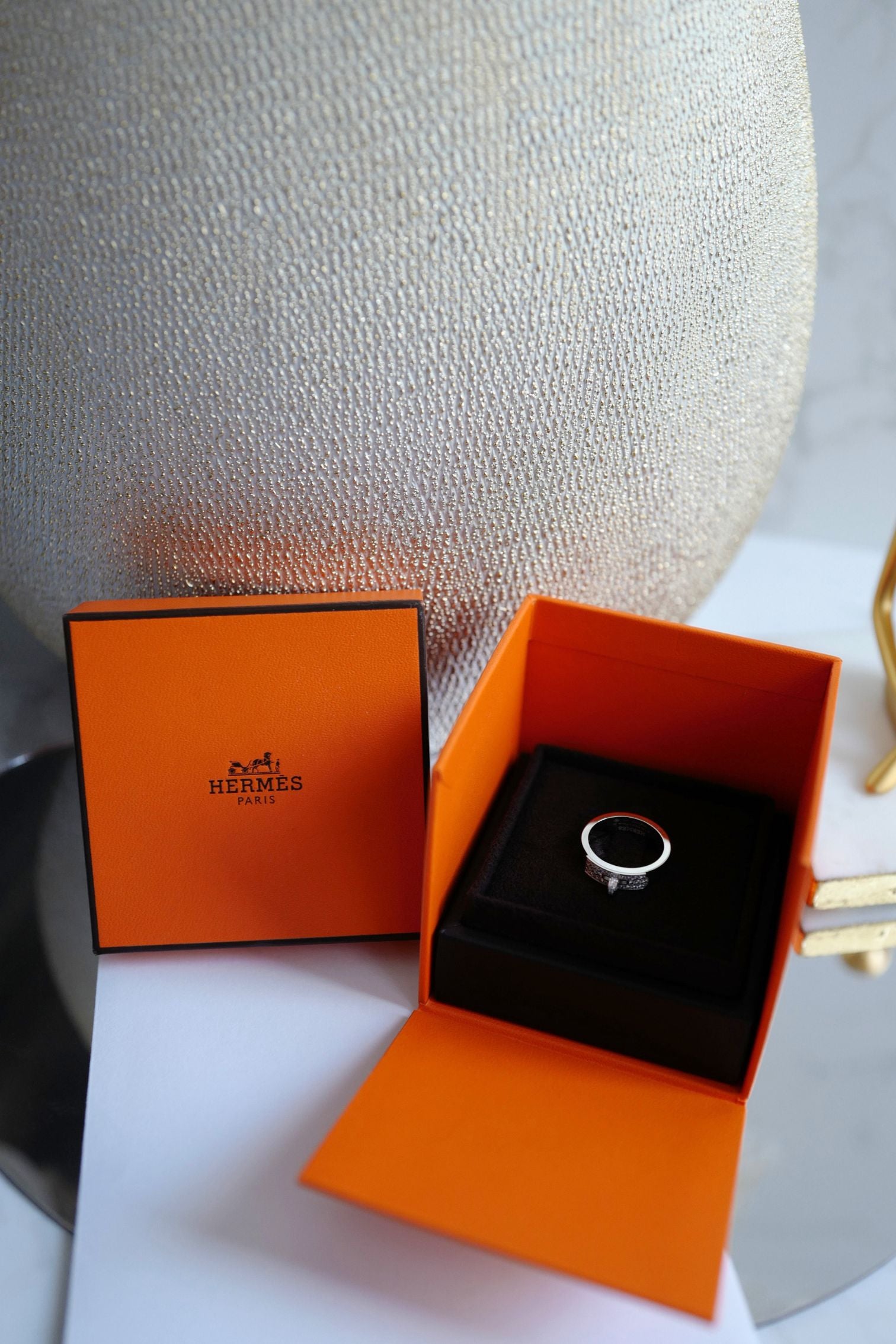 BNIB Hermes Kelly Ring in White Gold with Diamonds Size 50 $7500 Retail