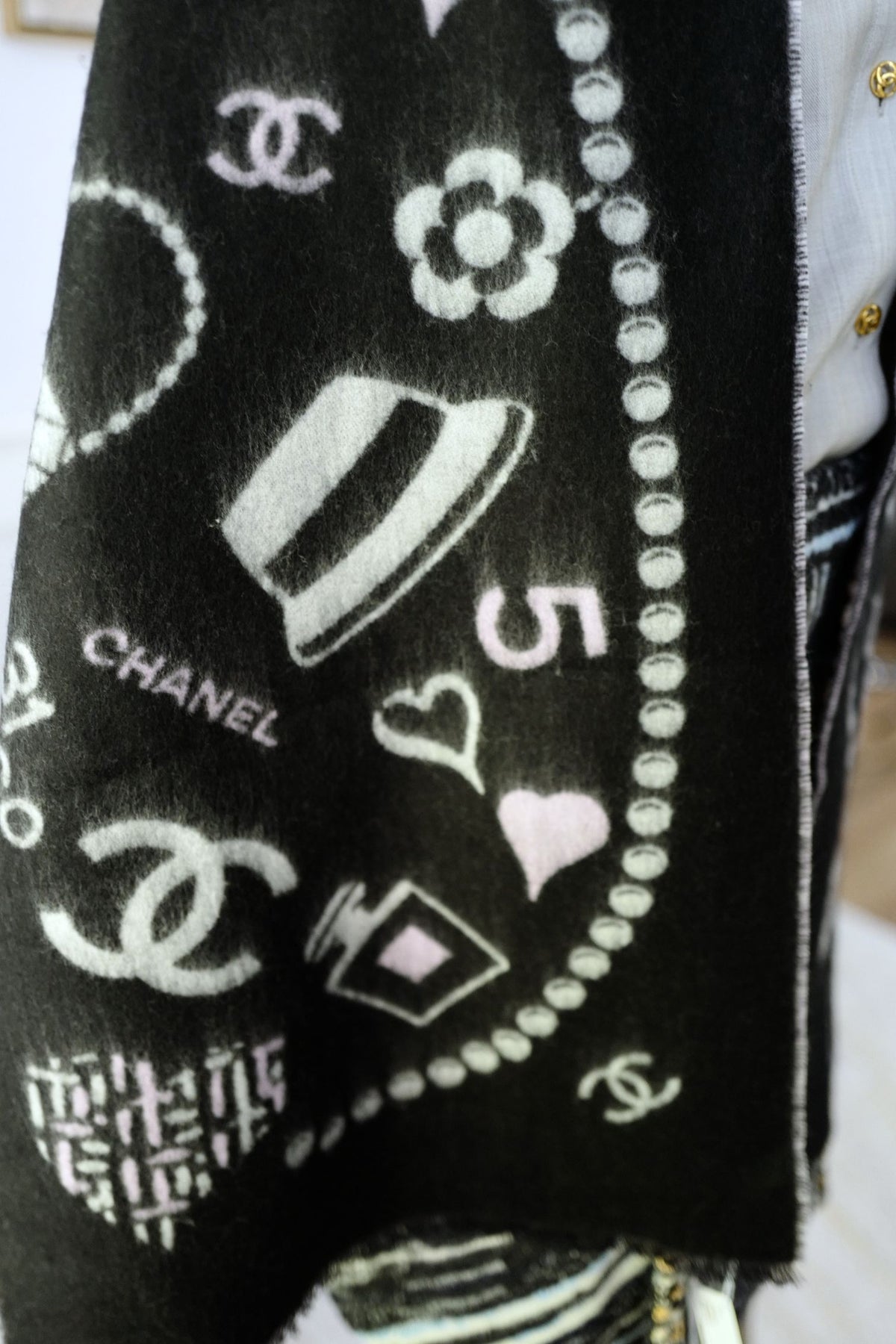 NEW Chanel 25B Black White Wool & Silk Scarf with Pearl Decoration