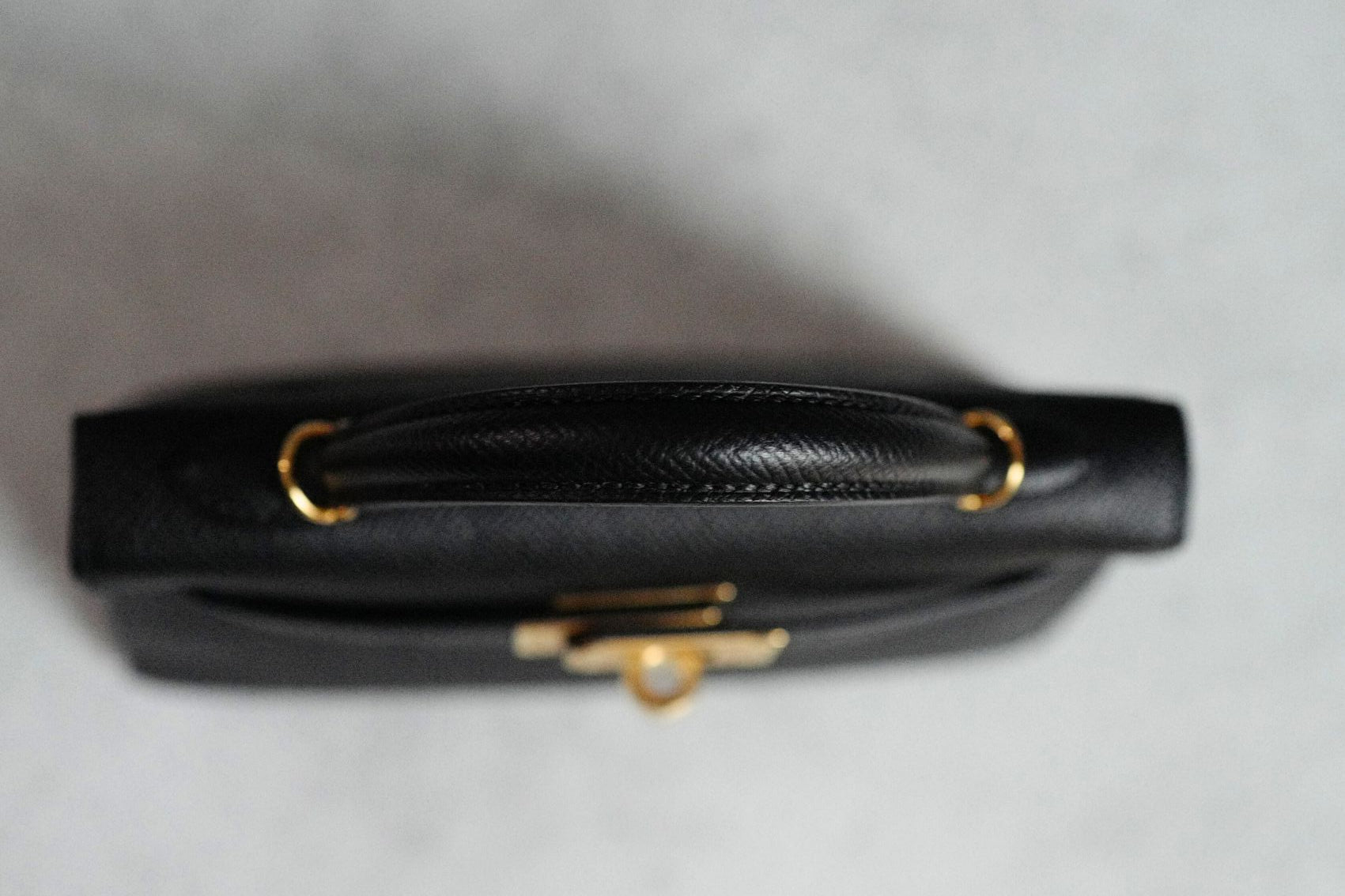BNIB Hermès Mini Kelly 20 Black Epsom Leather with Gold Hardware Stamp W