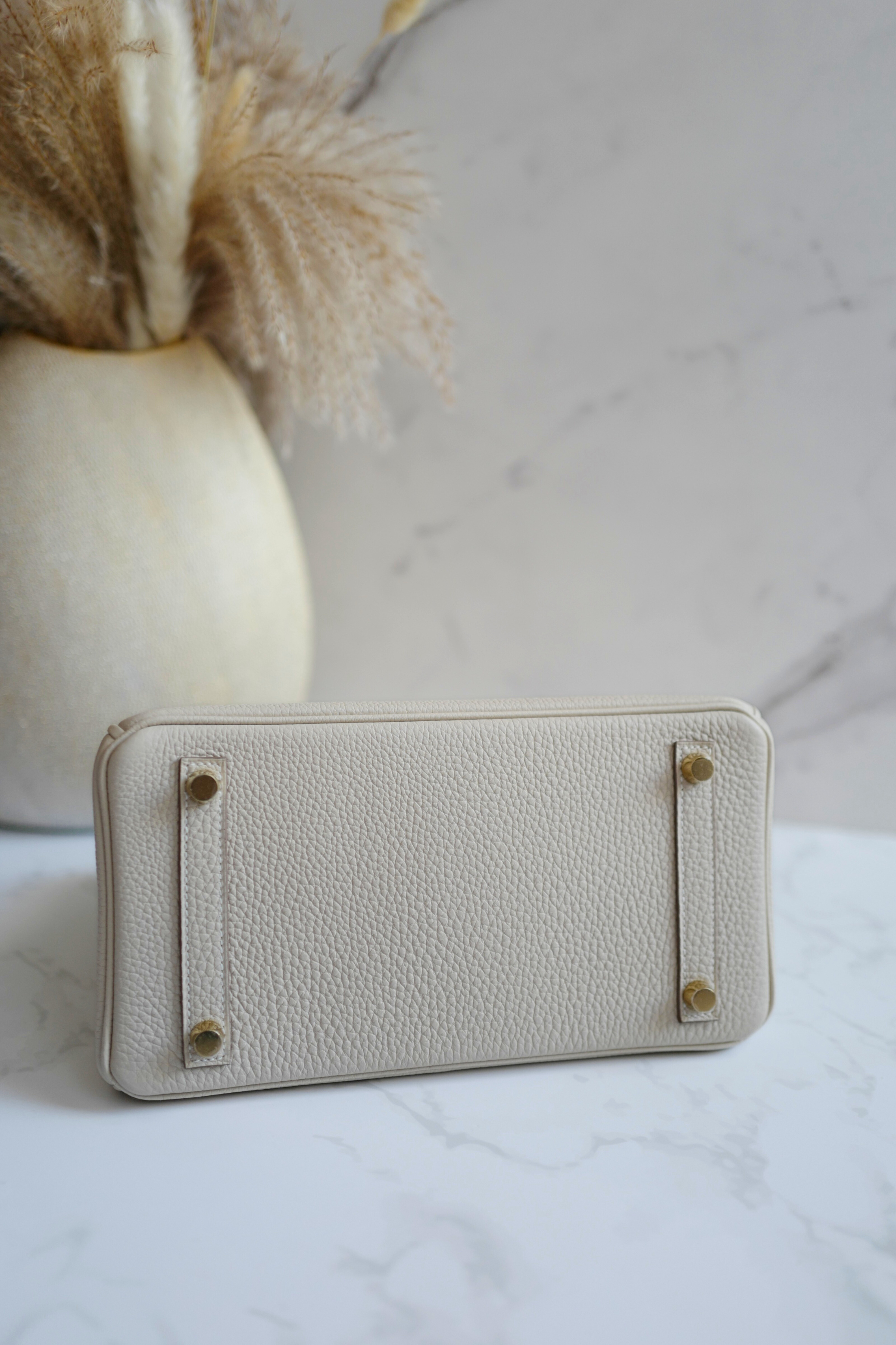 BNIB Hermès Birkin 25 Bag Craie Togo Leather with Gold Hardware