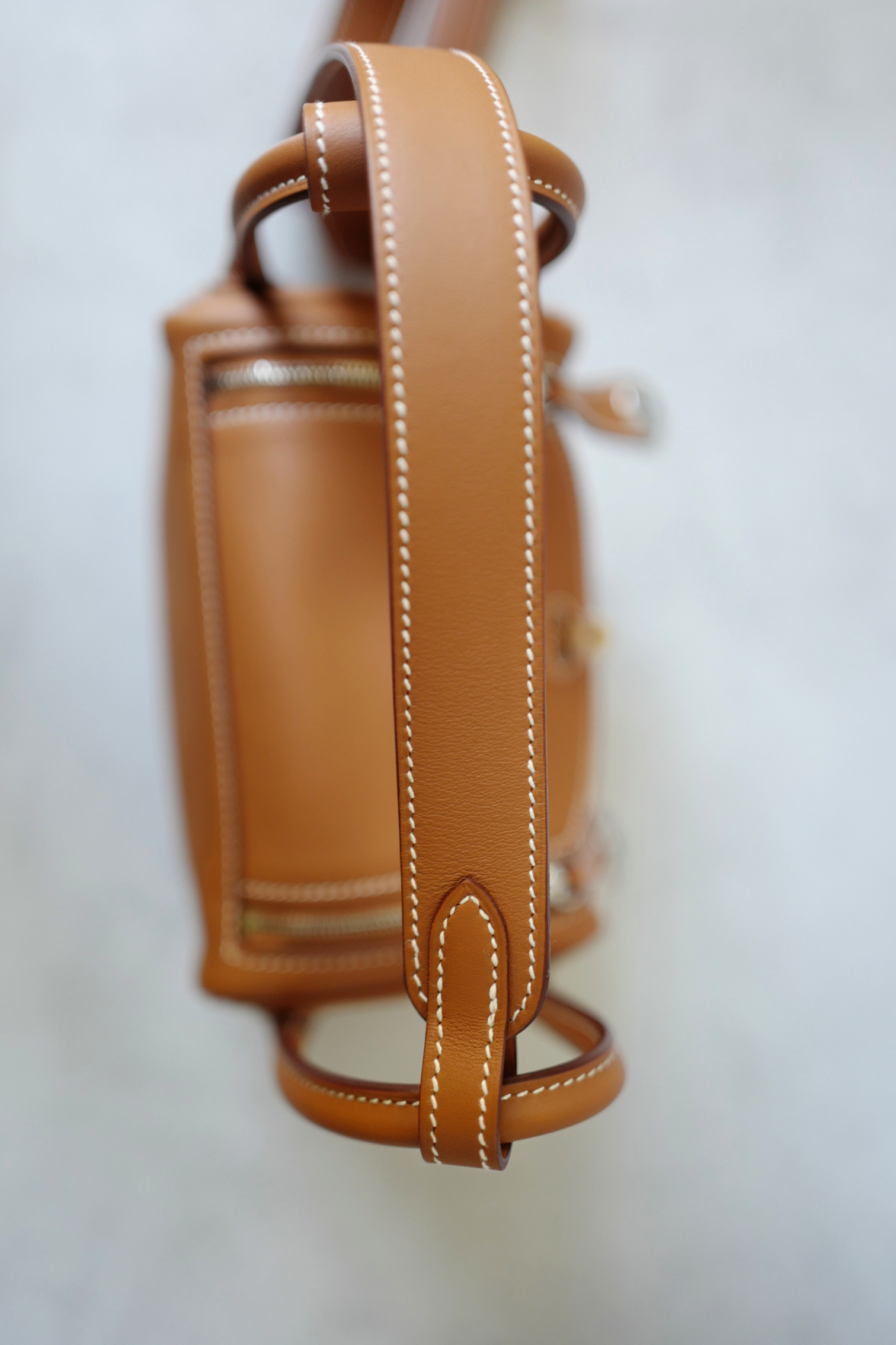 BNIB Hermès Lindy Mini II Bag Swift Leather Gold 37 Electrum Silver/Gold Hardware