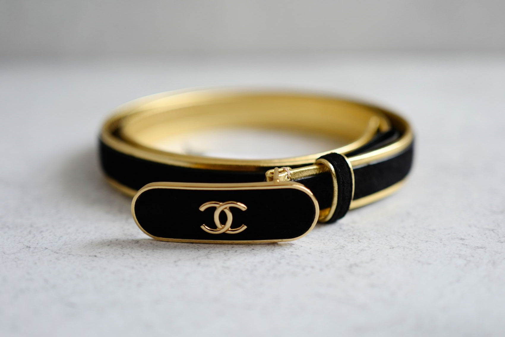 Chanel 24S Womens Leather Belt in Goatskin, Lambskin & Metal Black & Gold 80