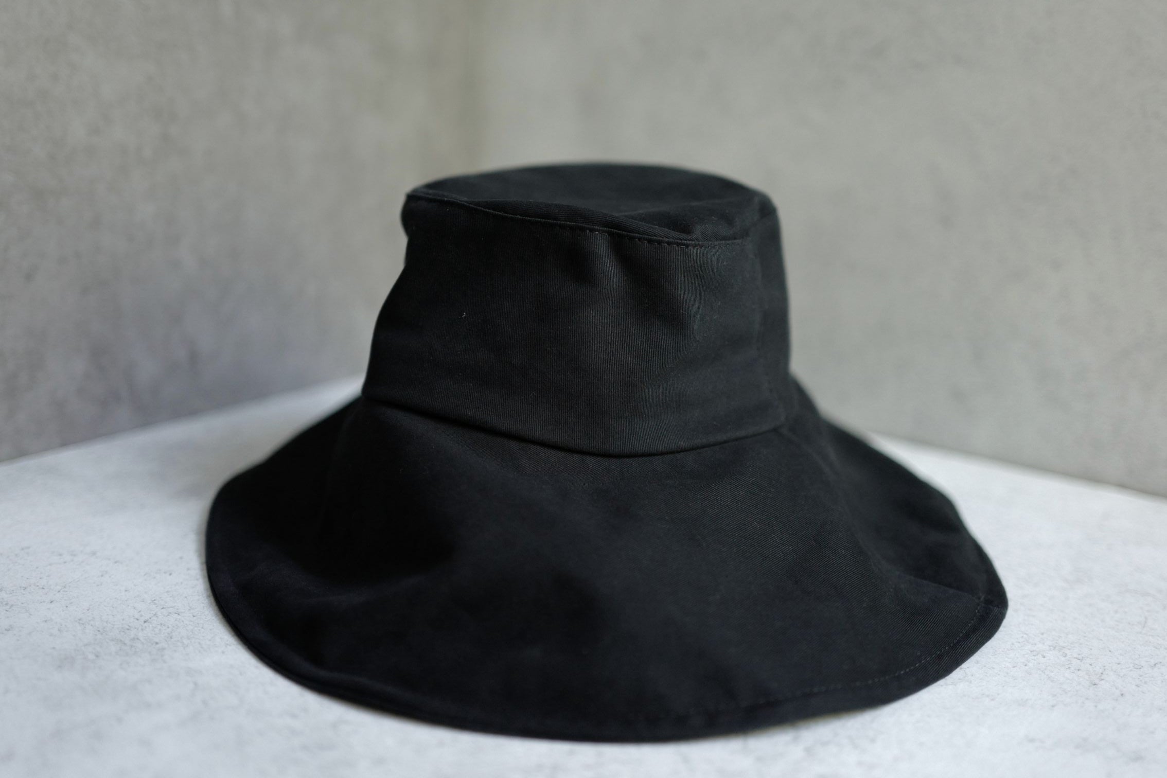 Chanel 26S Coco Beach Cloche Hat Black Cotton Metal Size S