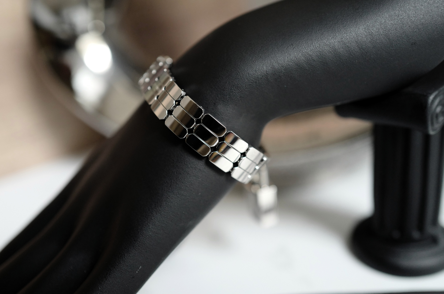 BNIB Hermes Kelly Watch Mini Model, 16 mm, Diamond Stainless Steel Bracelet