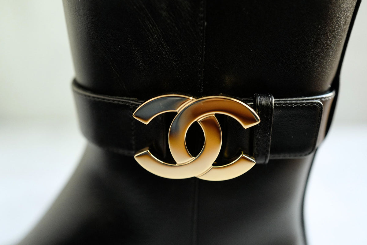 BNIB Chanel 26K Short Boots Black Calfskin Leather Size 38