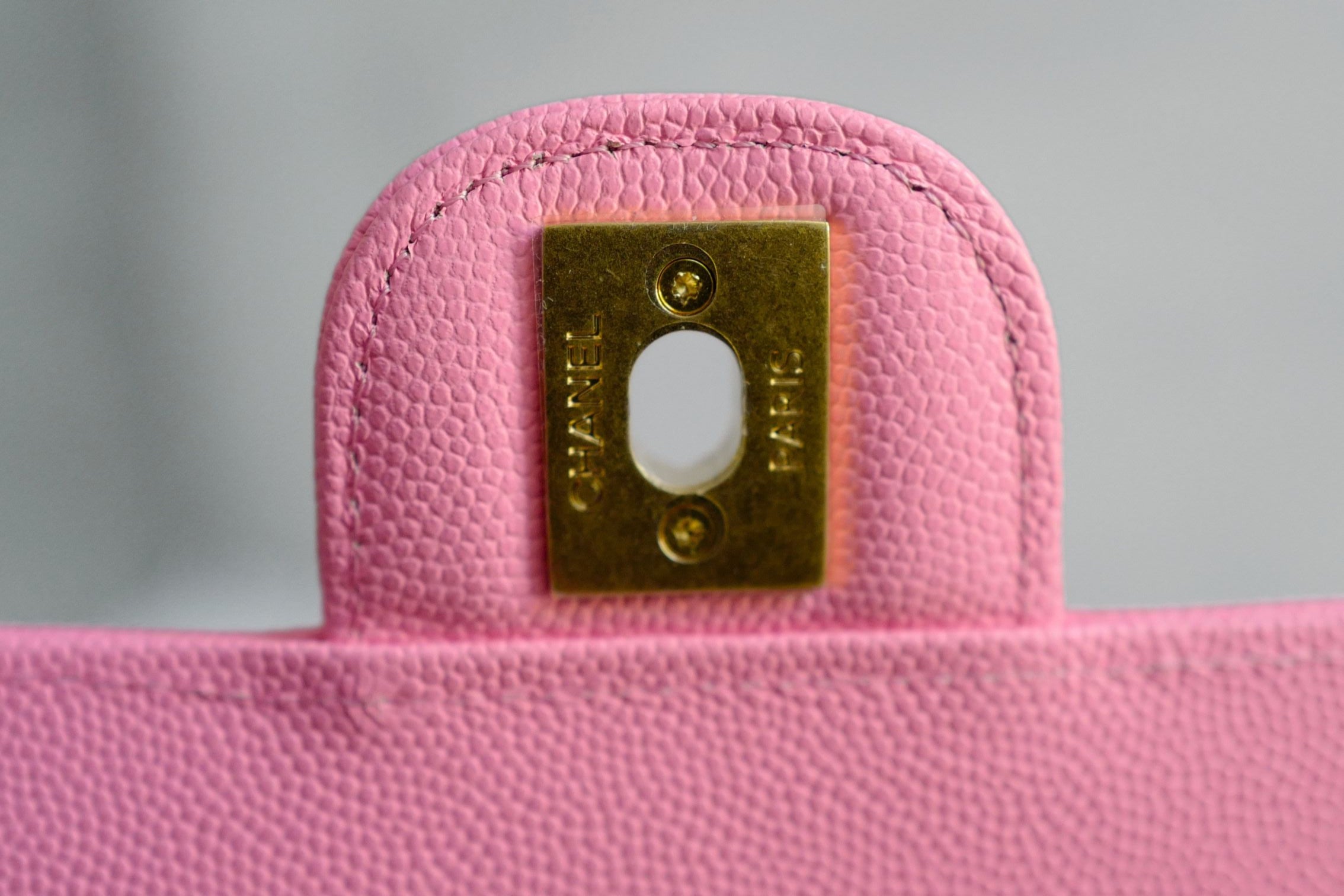 NEW Chanel 26S Preppy Coco 22 Small Pink Grained Shiny Calfskin Gold Hardware
