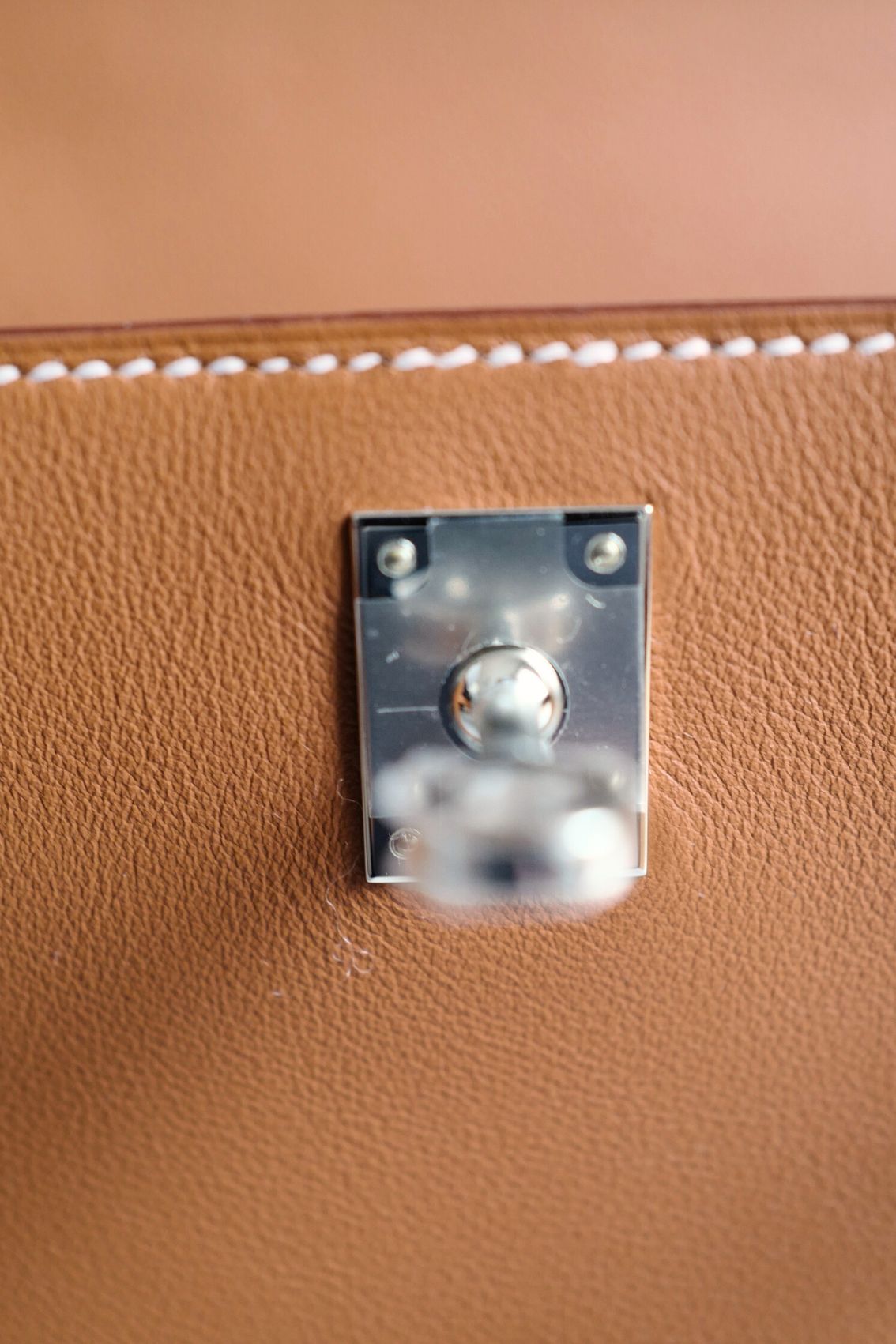 Hermès Kelly Pochette Gold Swift Leather Palladium Hardware K Stamp