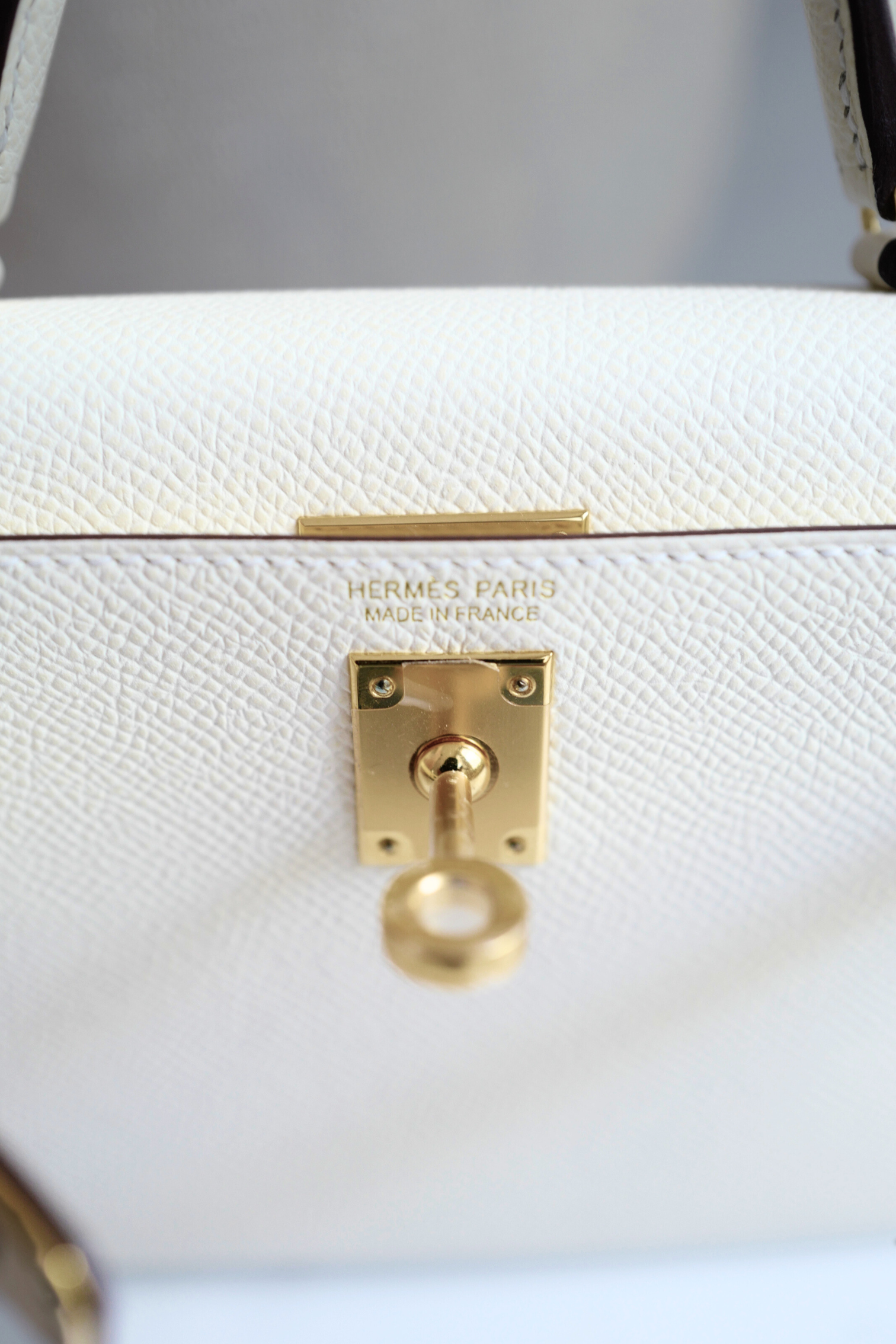 BNIB Hermès Mini Kelly 20 in Nata Epsom Leather Gold HW