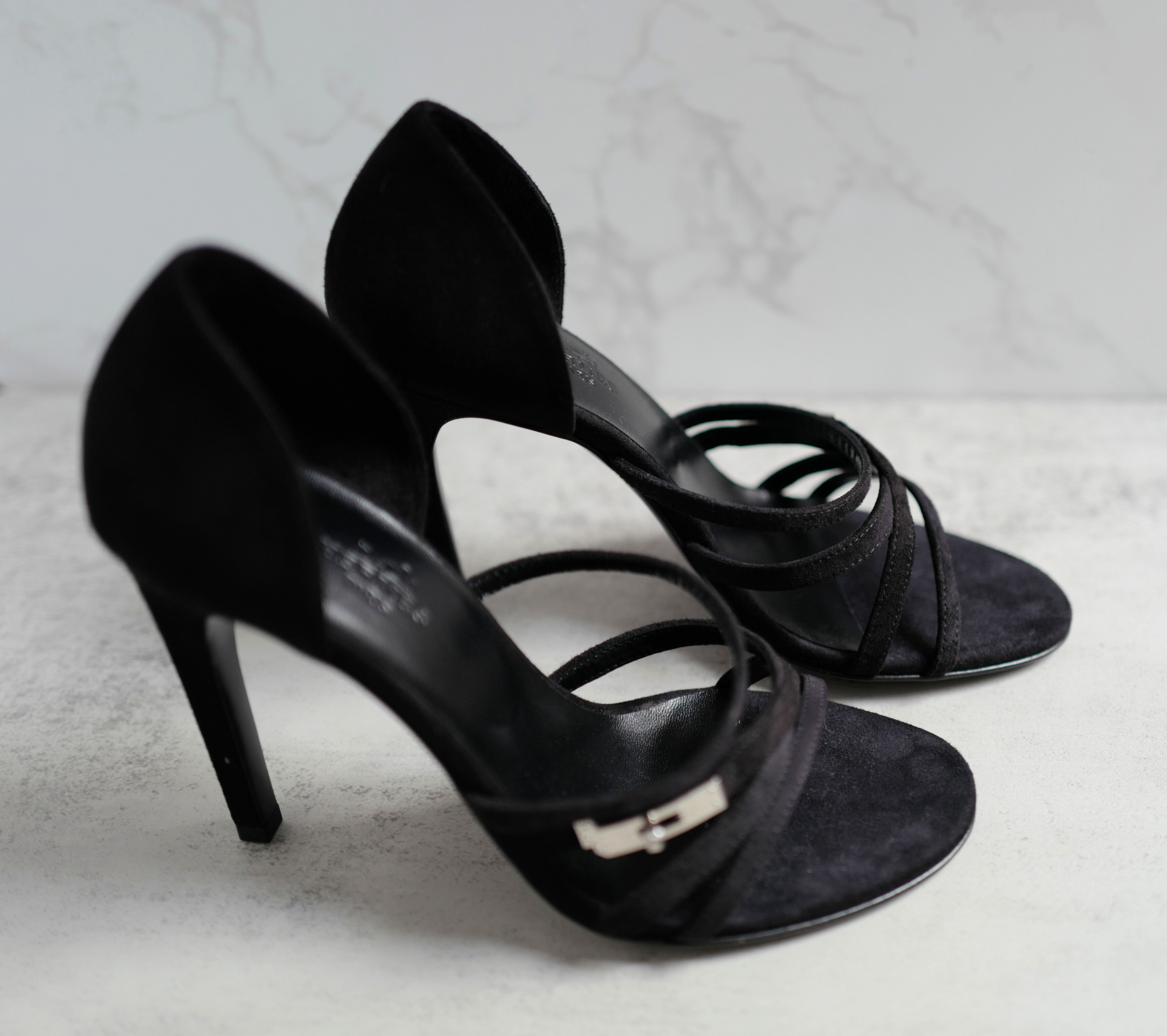 Hermès Lipstick 105 Sandal Noir Black Suede Strappy High Heels Size 37