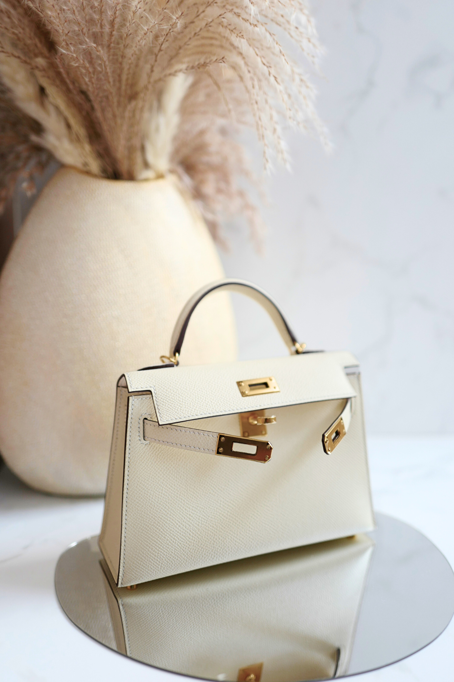 BNIB Hermès Mini Kelly 20 in Nata Epsom Leather Gold HW