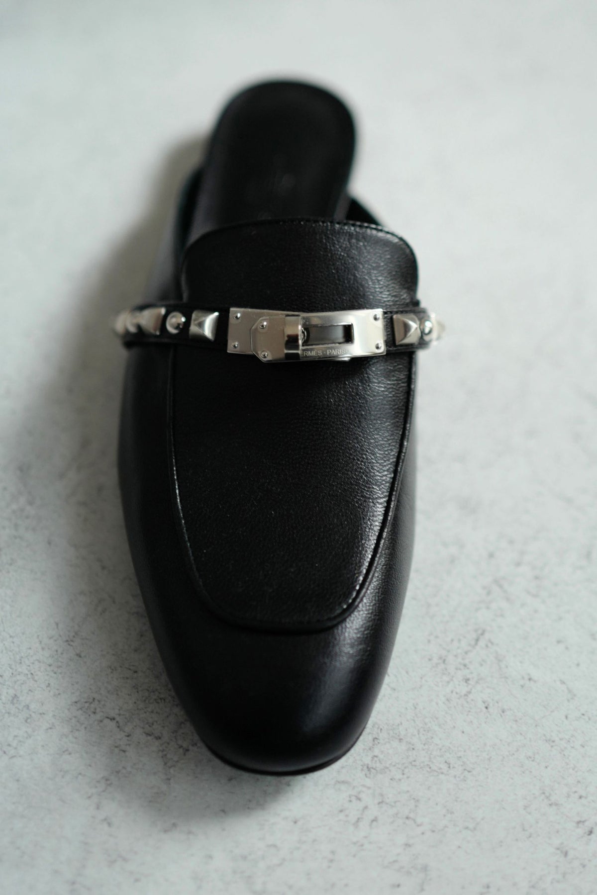 BNIB Hermes Mule Femme OZ Chevre/ Clous Noir 38
