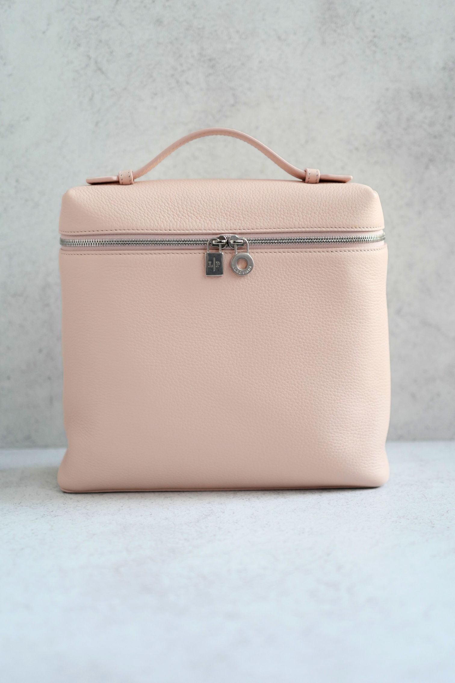 BNIB Loro Piana Extra Pocket backpack L23.5 in Candoglia Marble Rose Sakura Pink