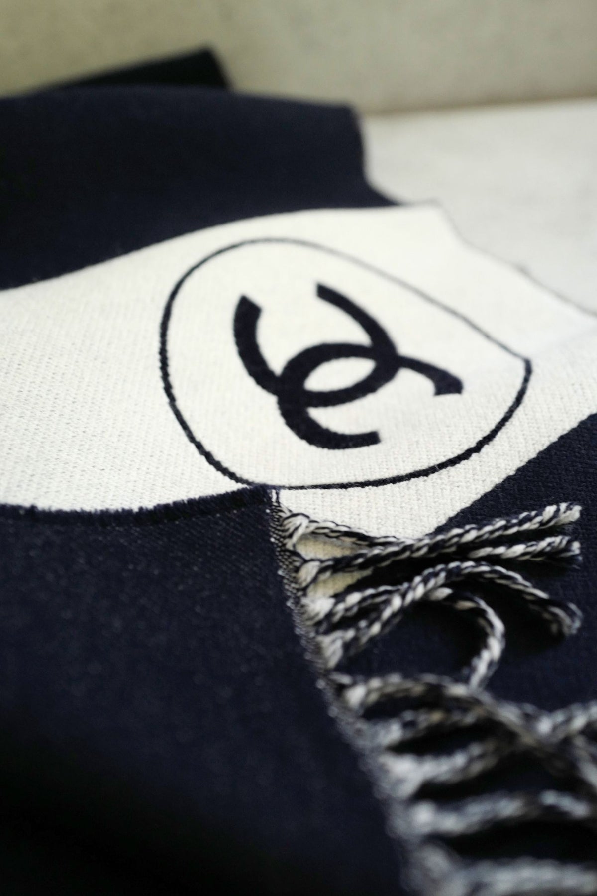 NEW Chanel 25C Wool Shawl Scarf CC Logo Dark Navy Ecru