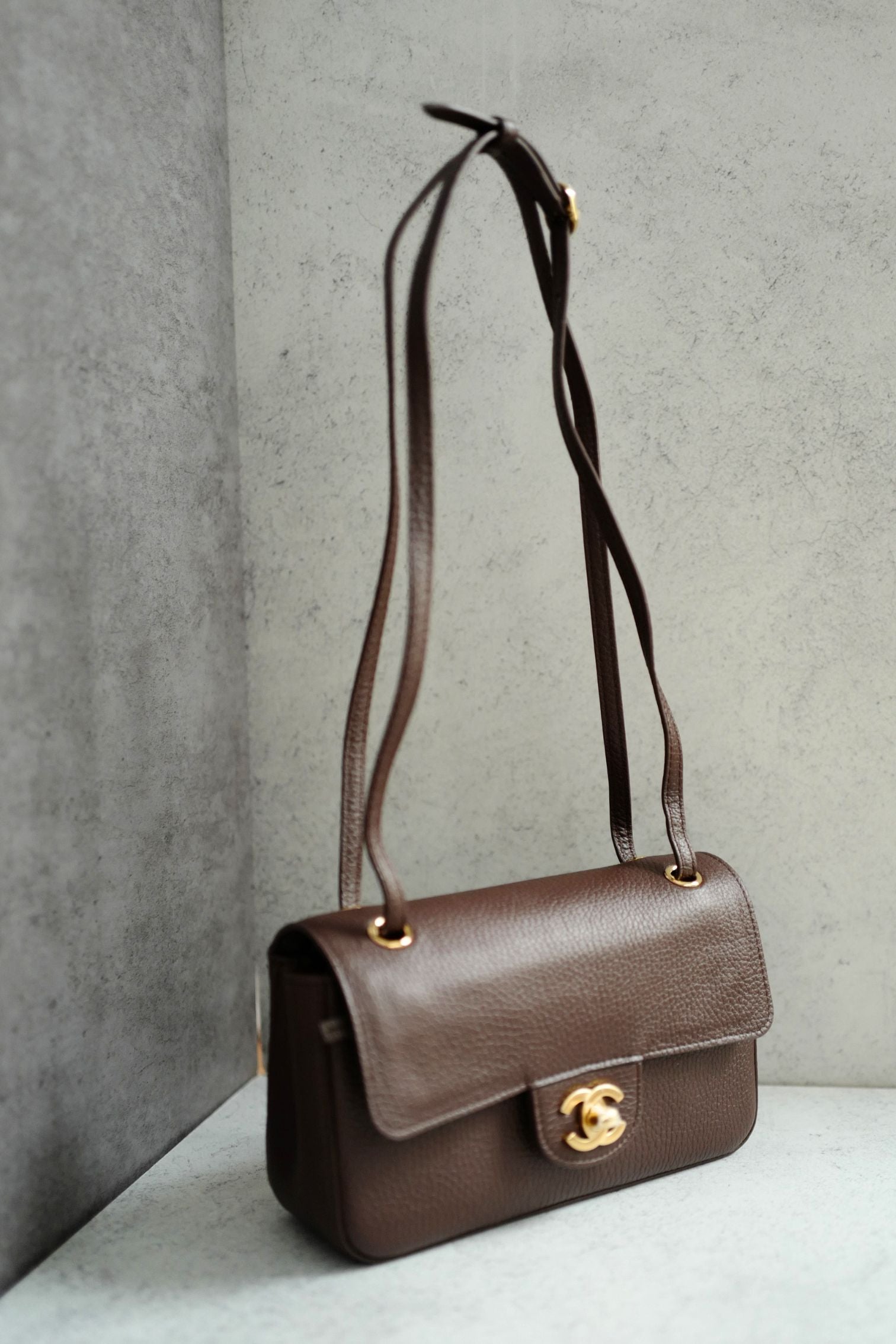 Chanel 26B Pre Fall Winter Mini Flap Bag Chocolate Brown Grained Calfskin GHW