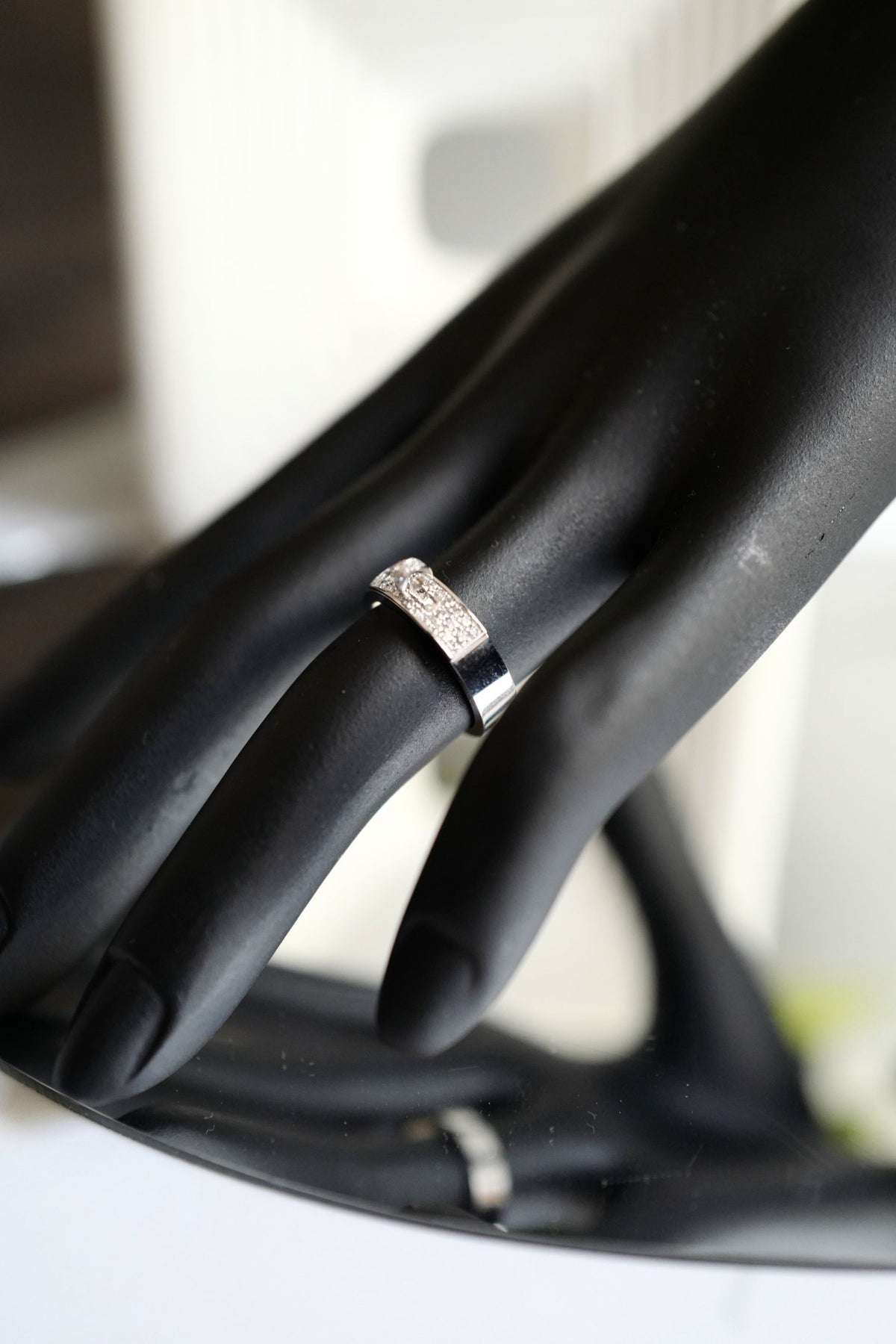 BNIB Hermes Kelly Ring in White Gold with Diamonds Size 50 $7500 Retail