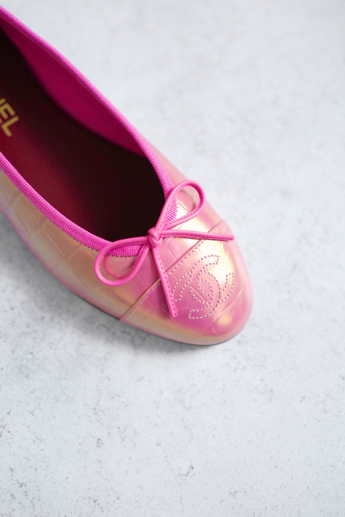 Chanel 26K Matthieu Blazy's Ballet Flats Croc Embossed Calfskin Pink Size 37.5