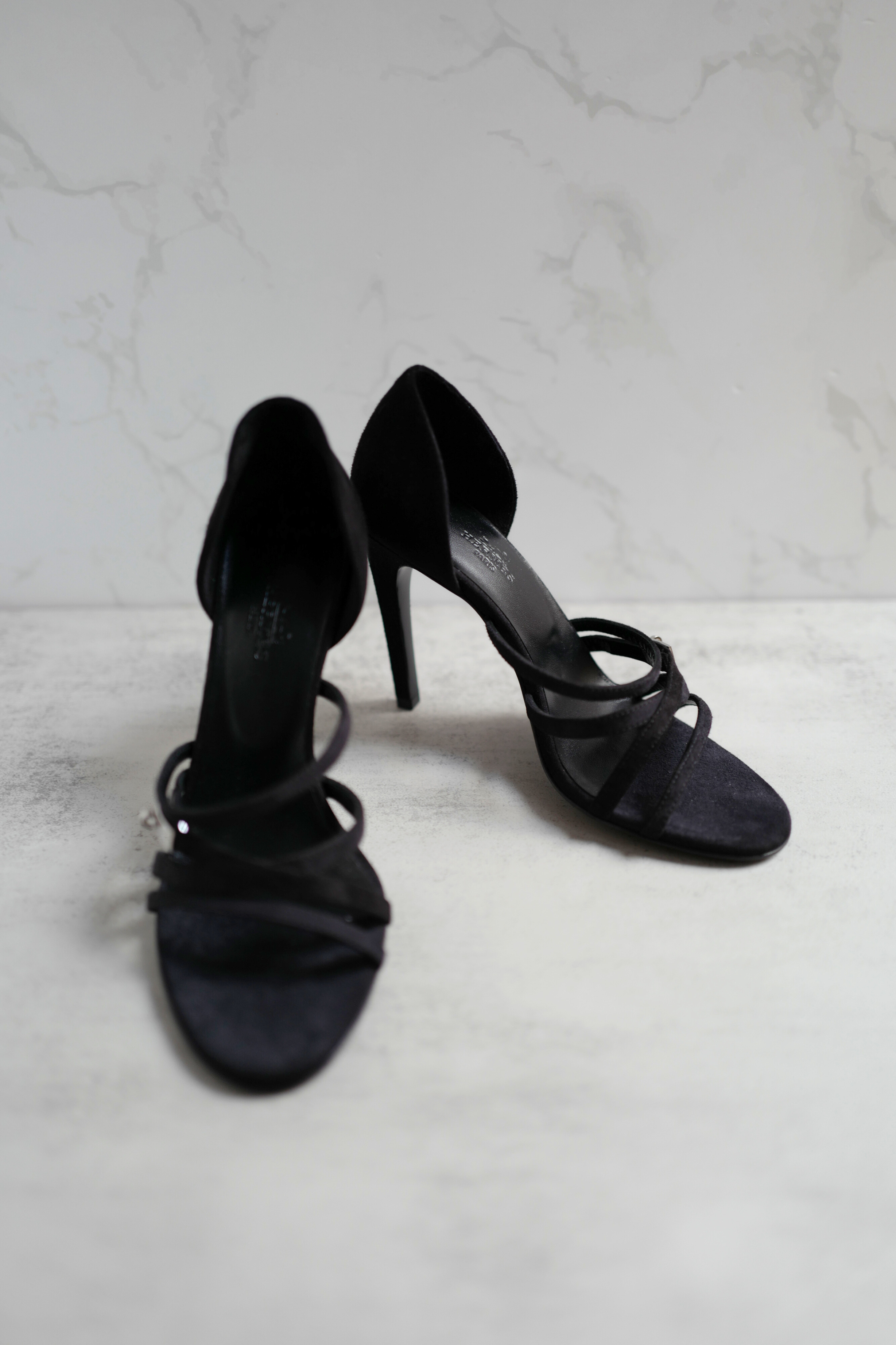 Hermès Lipstick 105 Sandal Noir Black Suede Strappy High Heels Size 37