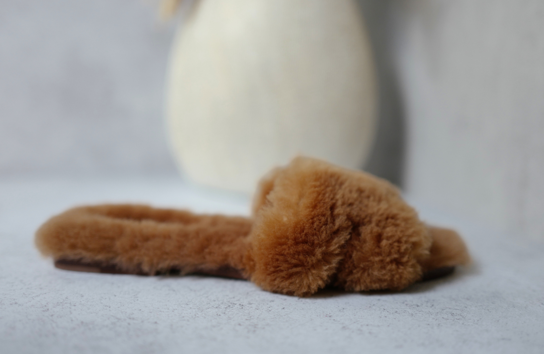 New Hermès Oran Sandal in Sheep Fur Naturel Size 38.5
