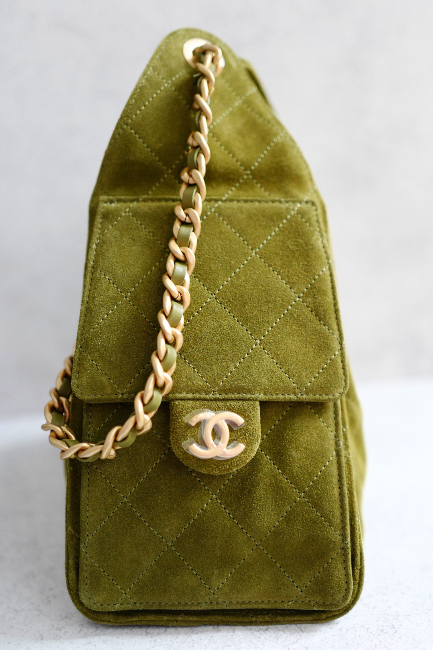 BNIB Chanel 25K Small Hobo Bag Khaki Green Suede with Gold Hardware