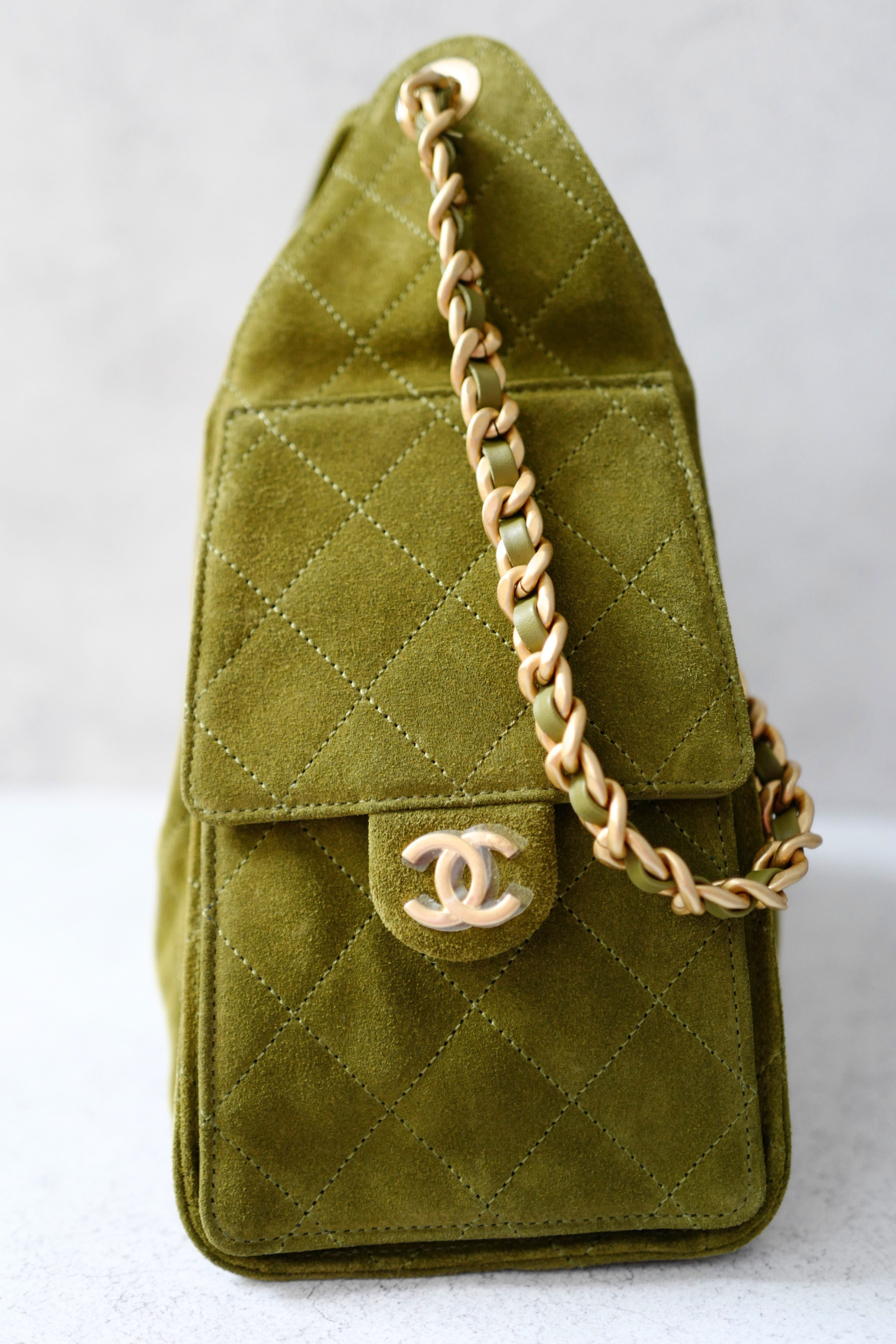 BNIB Chanel 25K Small Hobo Bag Khaki Green Suede with Gold Hardware