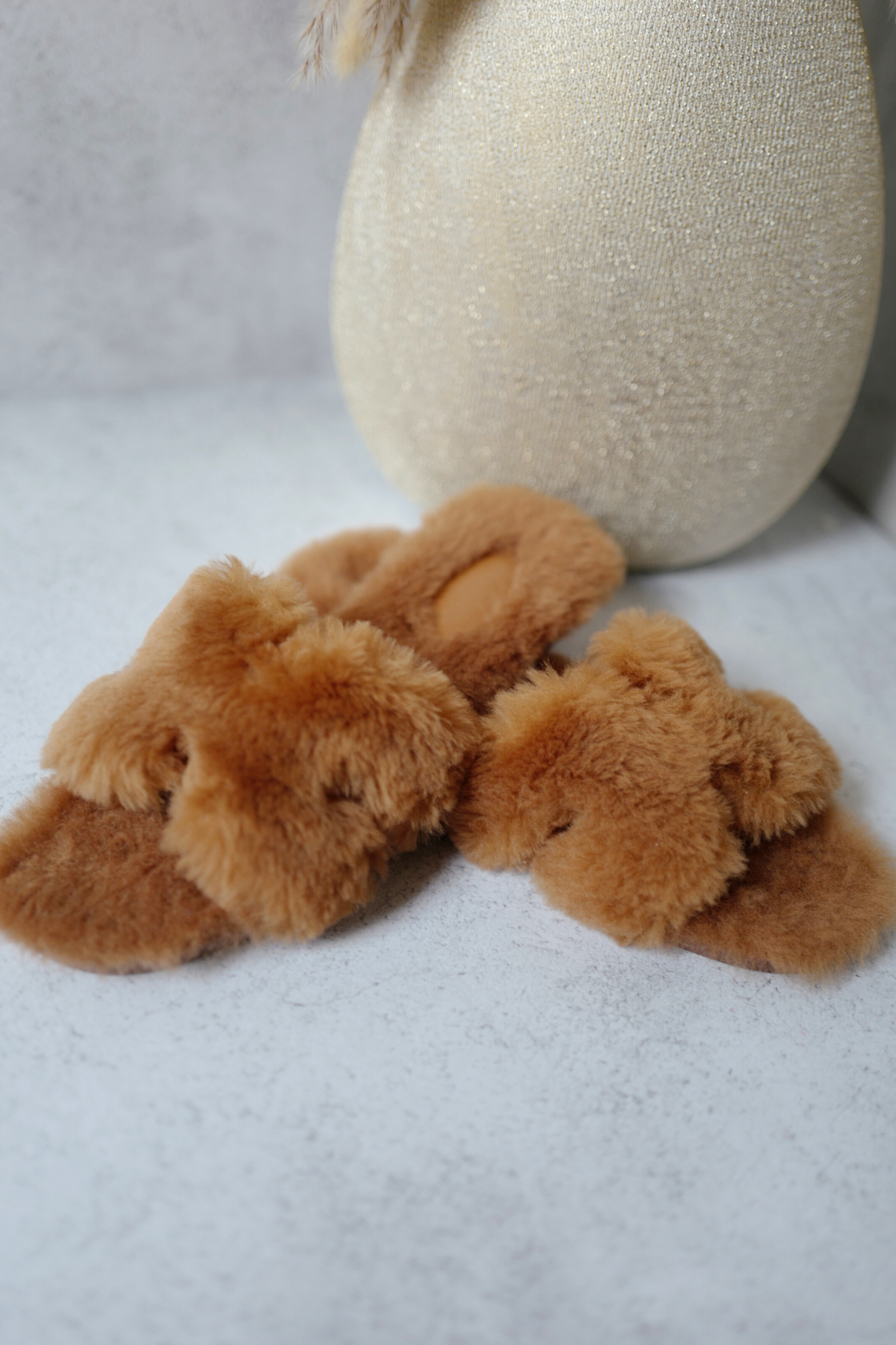 New Hermès Oran Sandal in Sheep Fur Naturel Size 38.5
