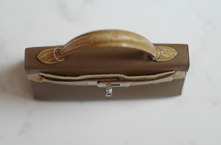 BNIB Hermes Mini Kelly touch Madame calfskin pol alli Etoupe beige phw