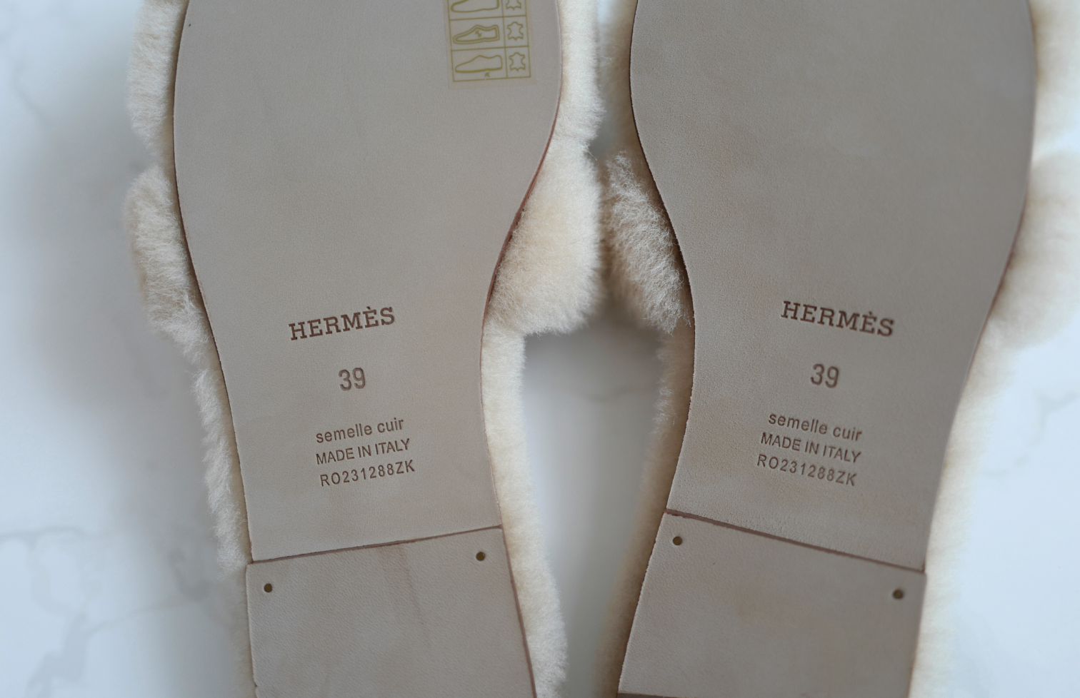 New Hermès Oran Sandal in Sheep Fur Beige Camel Size 39
