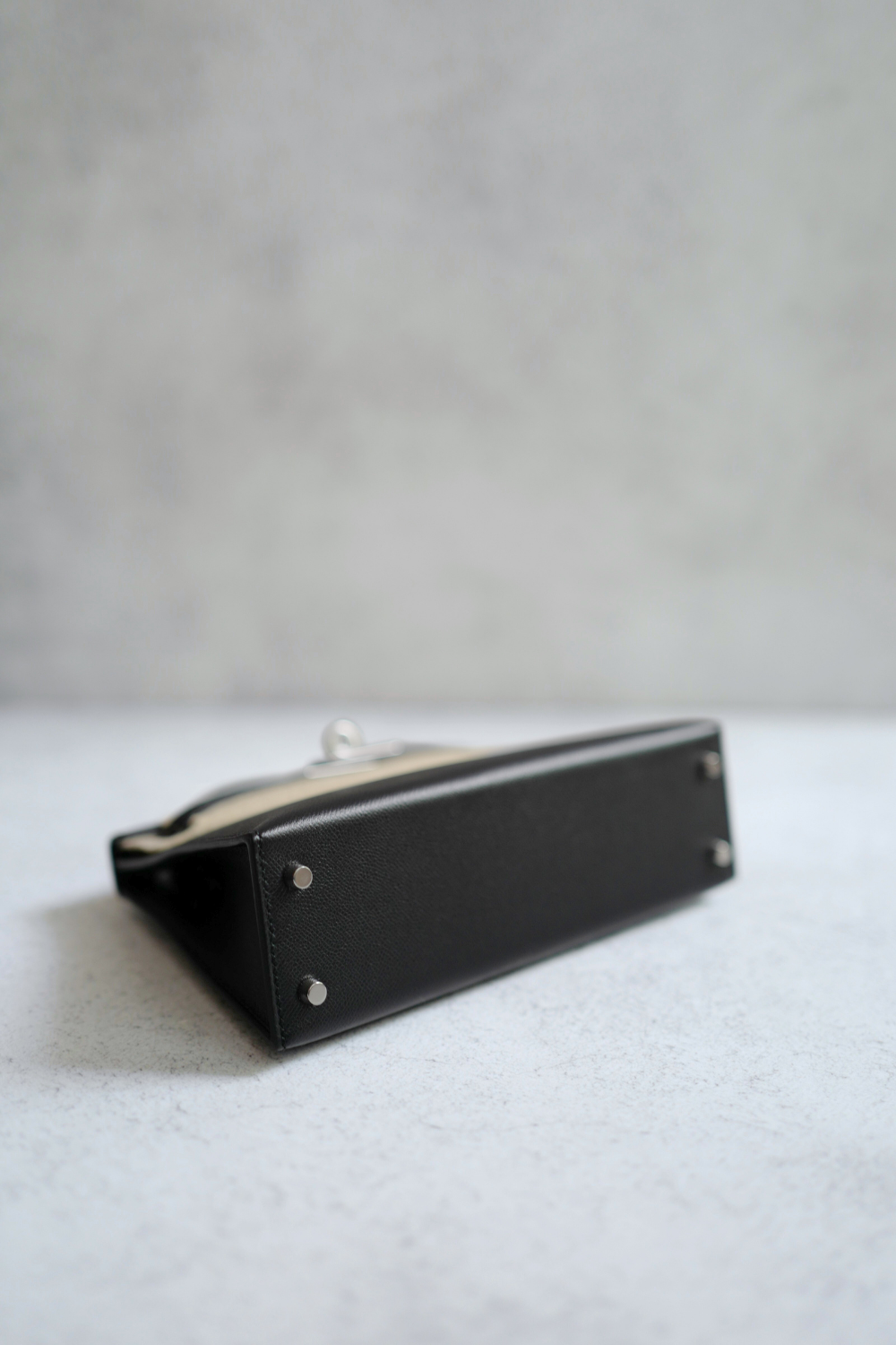 BNIB Hermes Mini Kelly Touch Veau Madame Lizard Black with Palladium HW