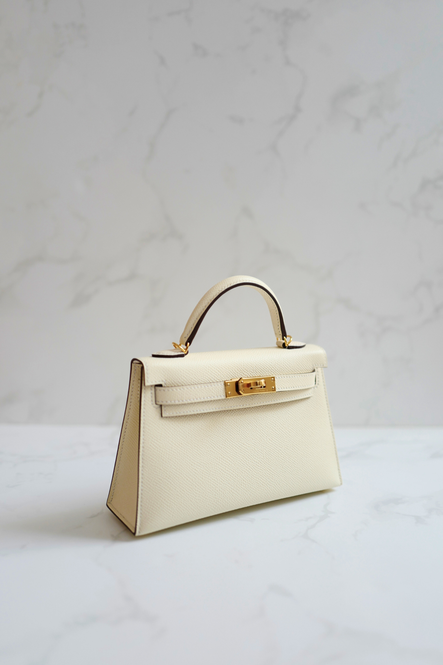 BNIB Hermès Mini Kelly 20 in Nata Epsom Leather Gold HW