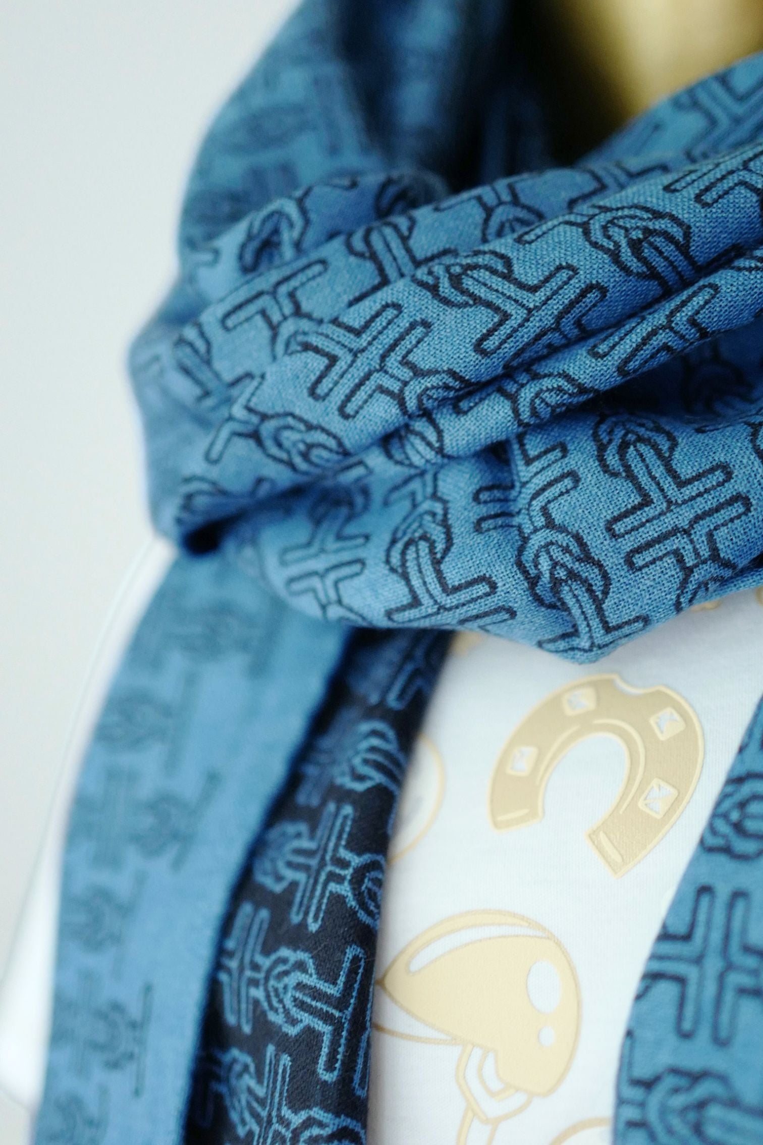 Hermès H Marin Reversible Scarf Cashmere Silk Marine / Bleu Océan