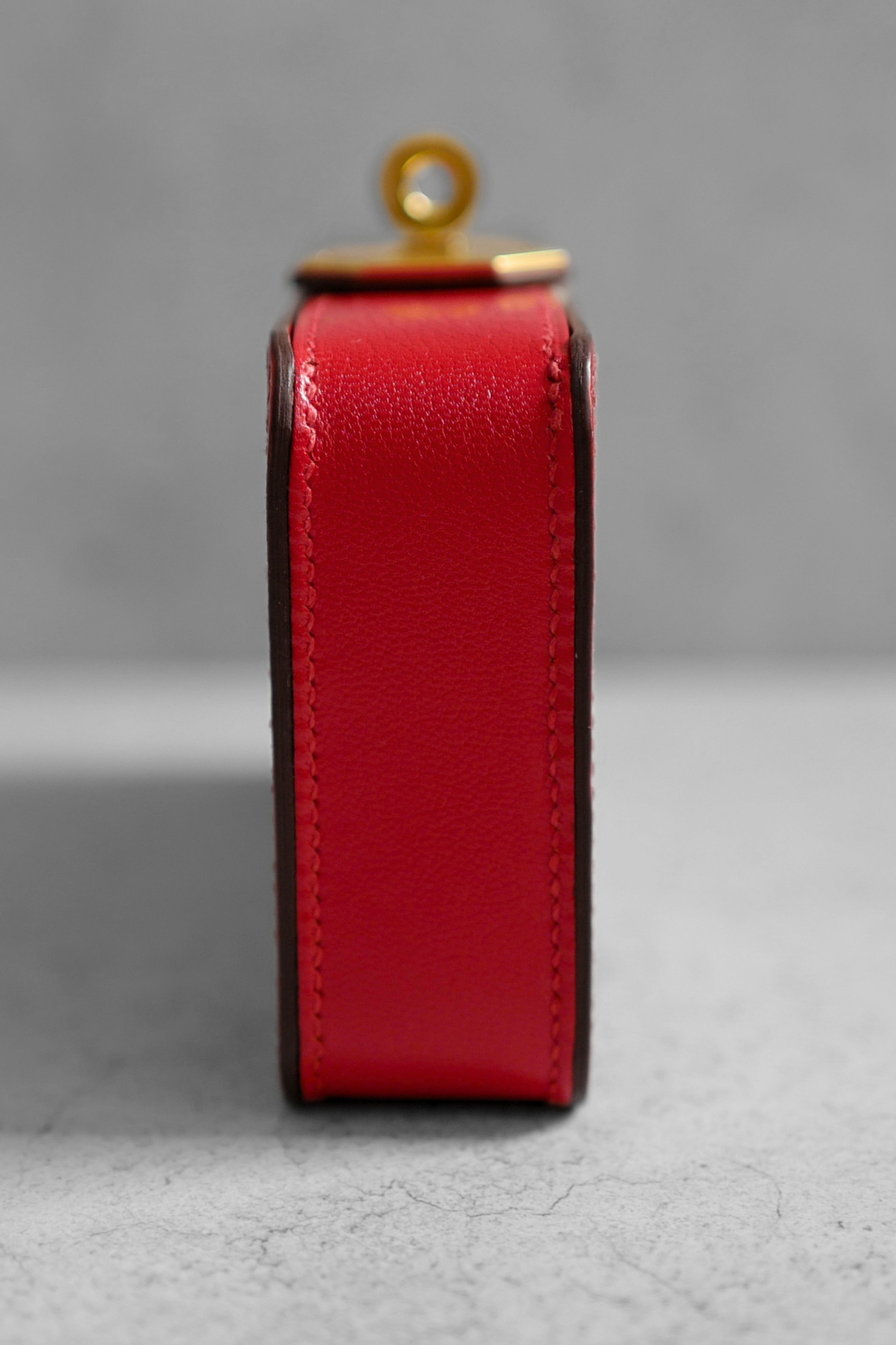 Hermès Clutch Sanglons Rouge de Cœur Chamkila Goatskin Gold Hardware