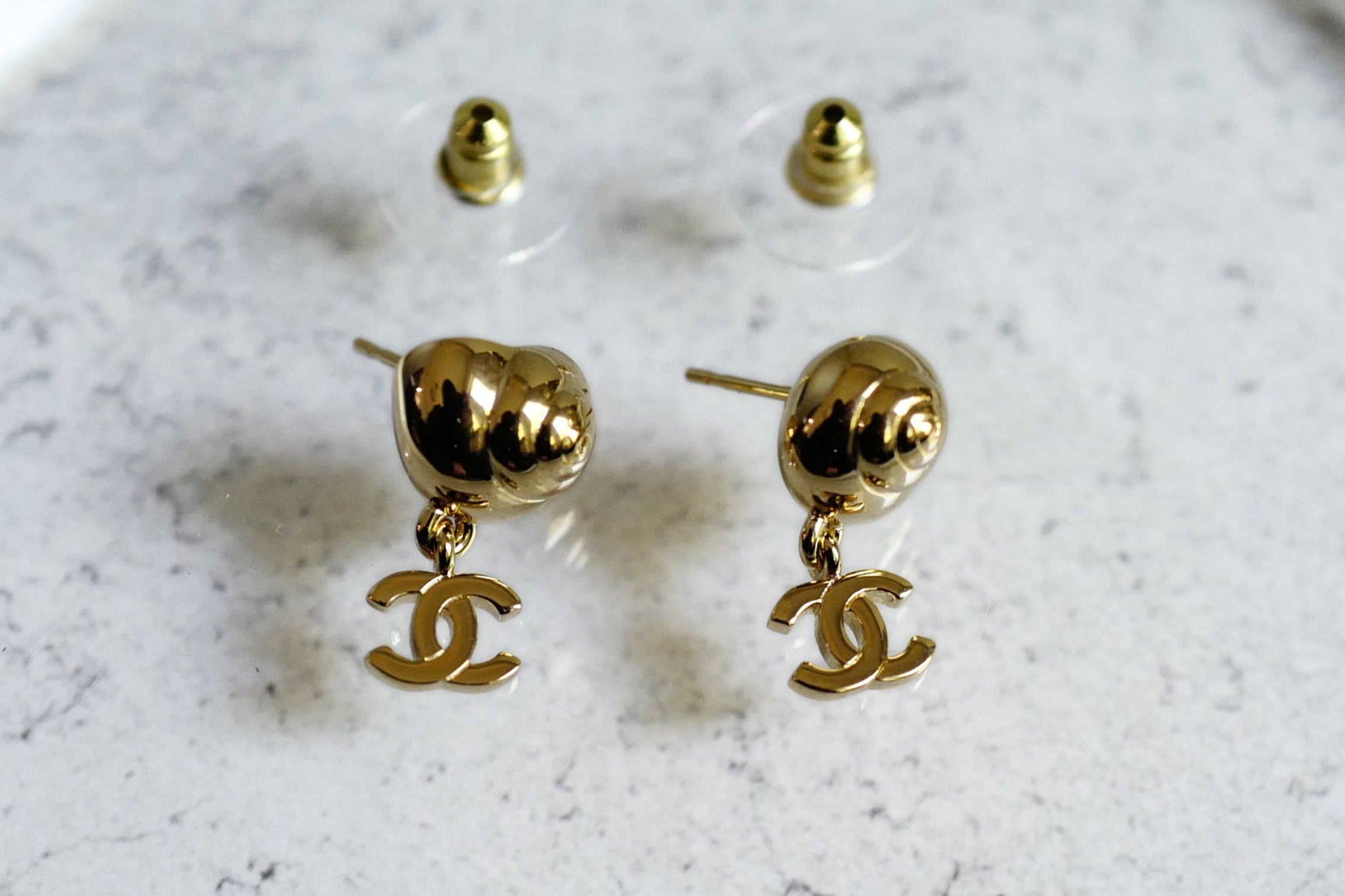 Chanel 26M Coco Beach Pendant Earrings Metal Gold