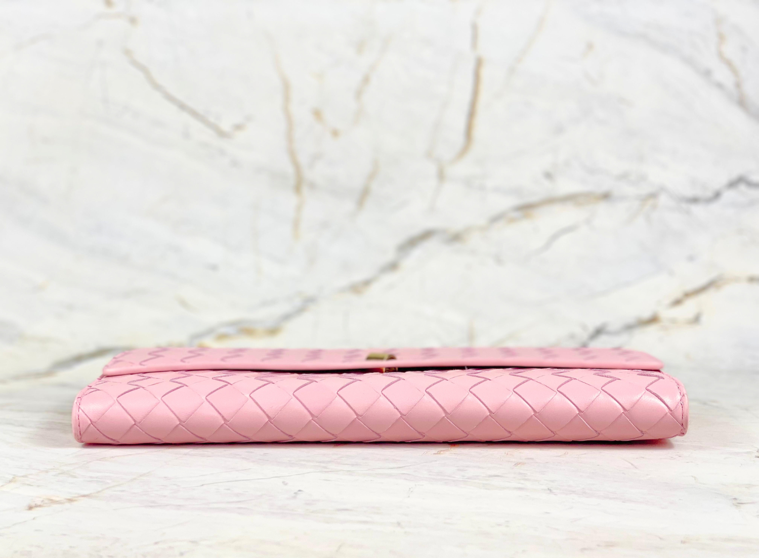 New Bottega Veneta Andiamo Clutch with Handle in Rose