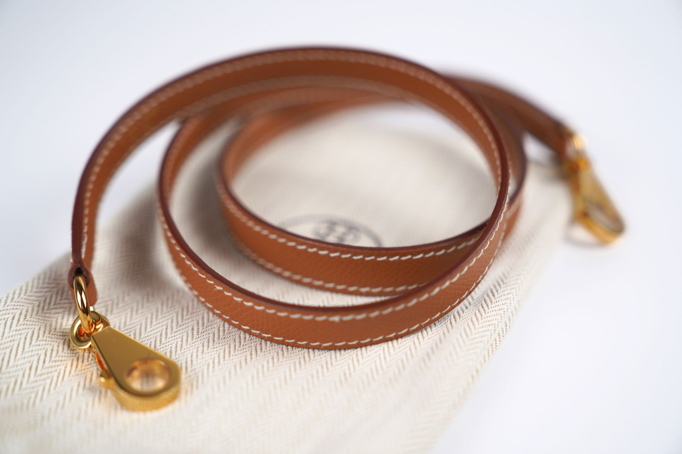 NEW Hermes Kelly 25 Gold Epsom Sellier Gold Hardware