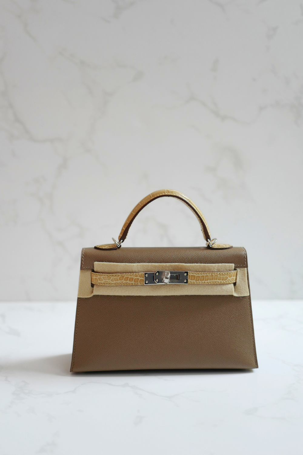 BNIB Hermes Mini Kelly touch Madame calfskin pol alli Etoupe beige phw