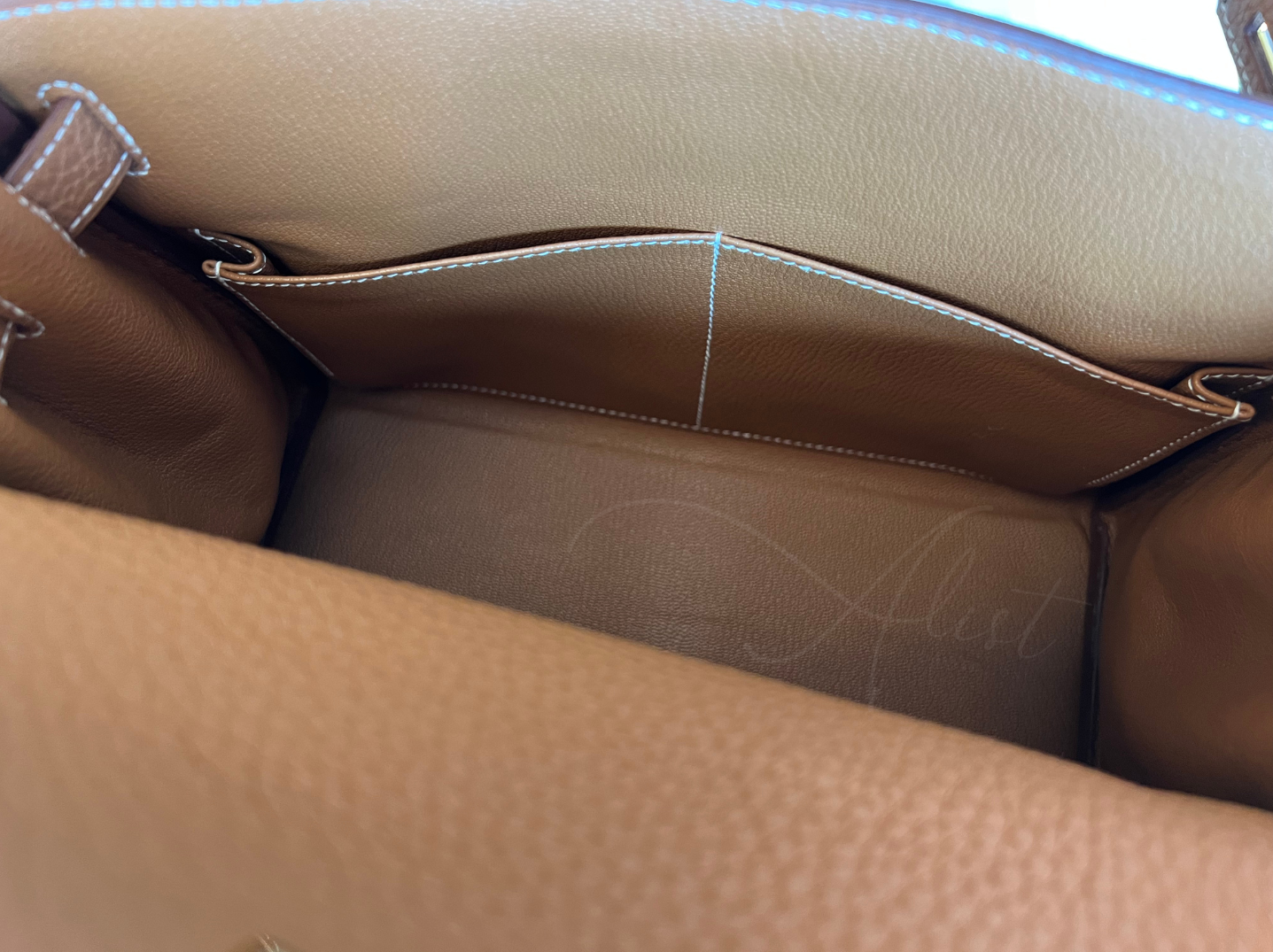 BNIB Hermes Kelly 28 Gold Togo With Gold Hardware Complete W Receipt NEW