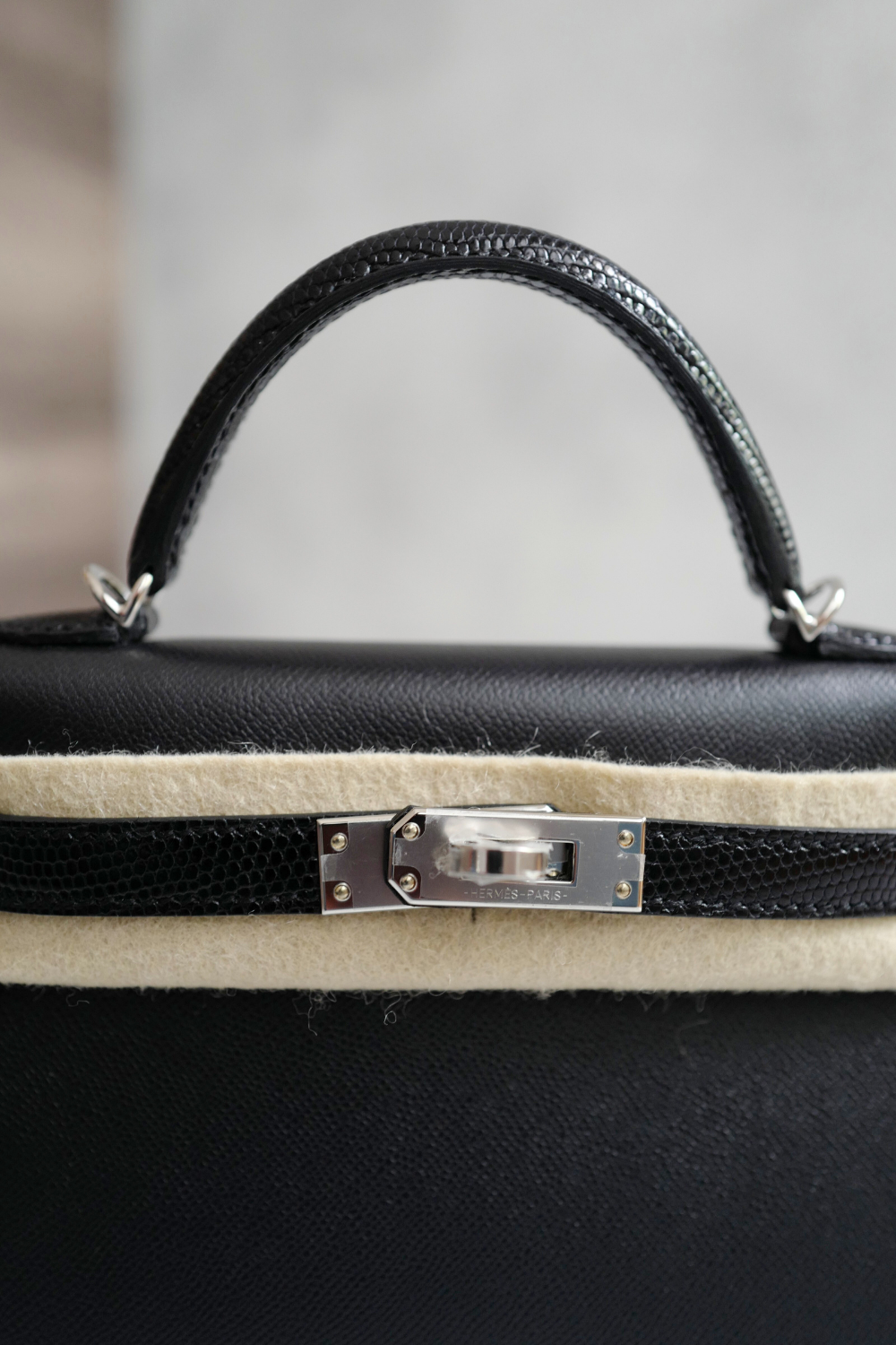 BNIB Hermes Mini Kelly Touch Veau Madame Lizard Black with Palladium HW