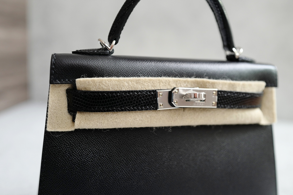 BNIB Hermes Mini Kelly Touch Veau Madame Lizard Black with Palladium HW