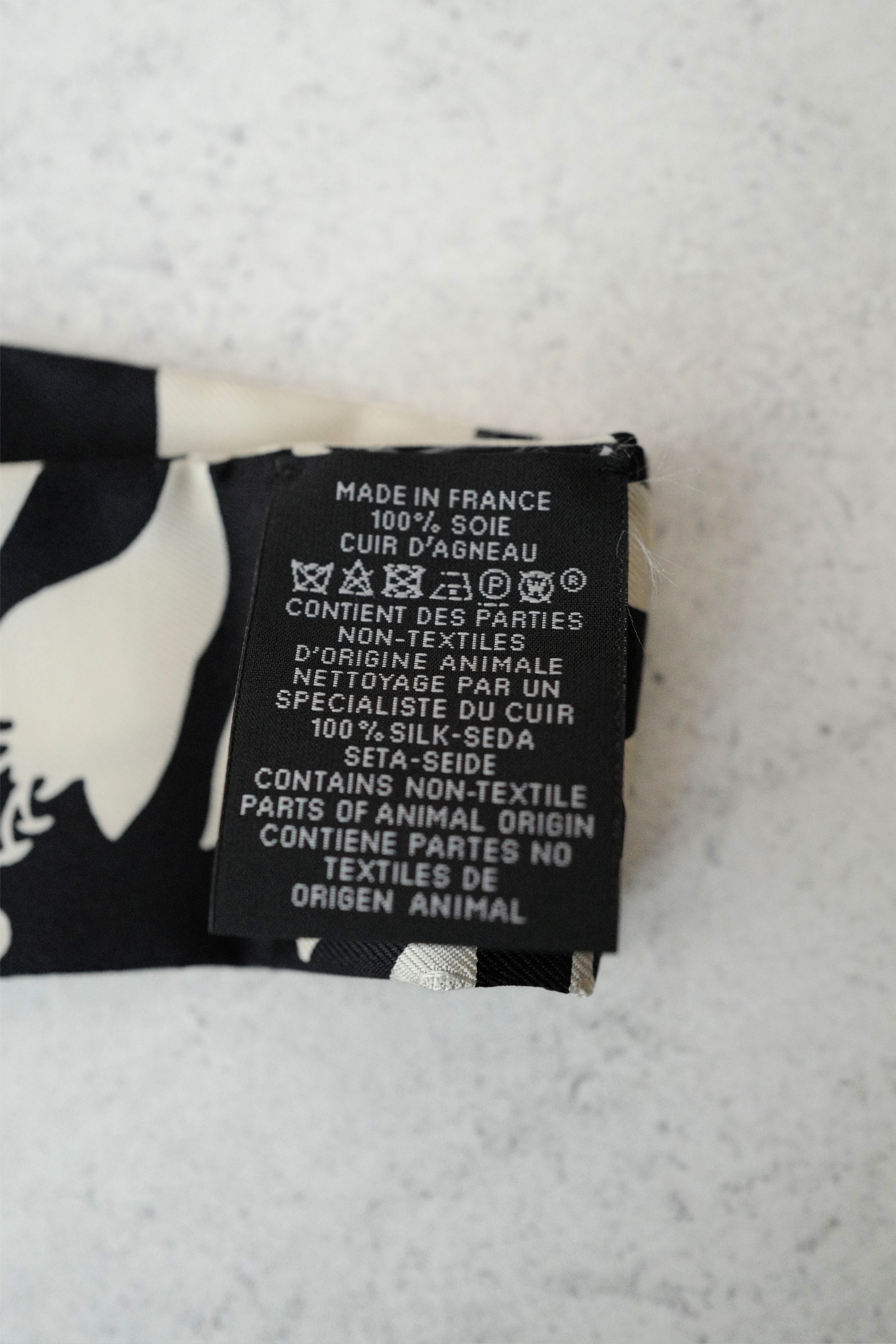 NEW Hermès Twilly Scarf Bouquet Final Leather Fringe Crème/Noir