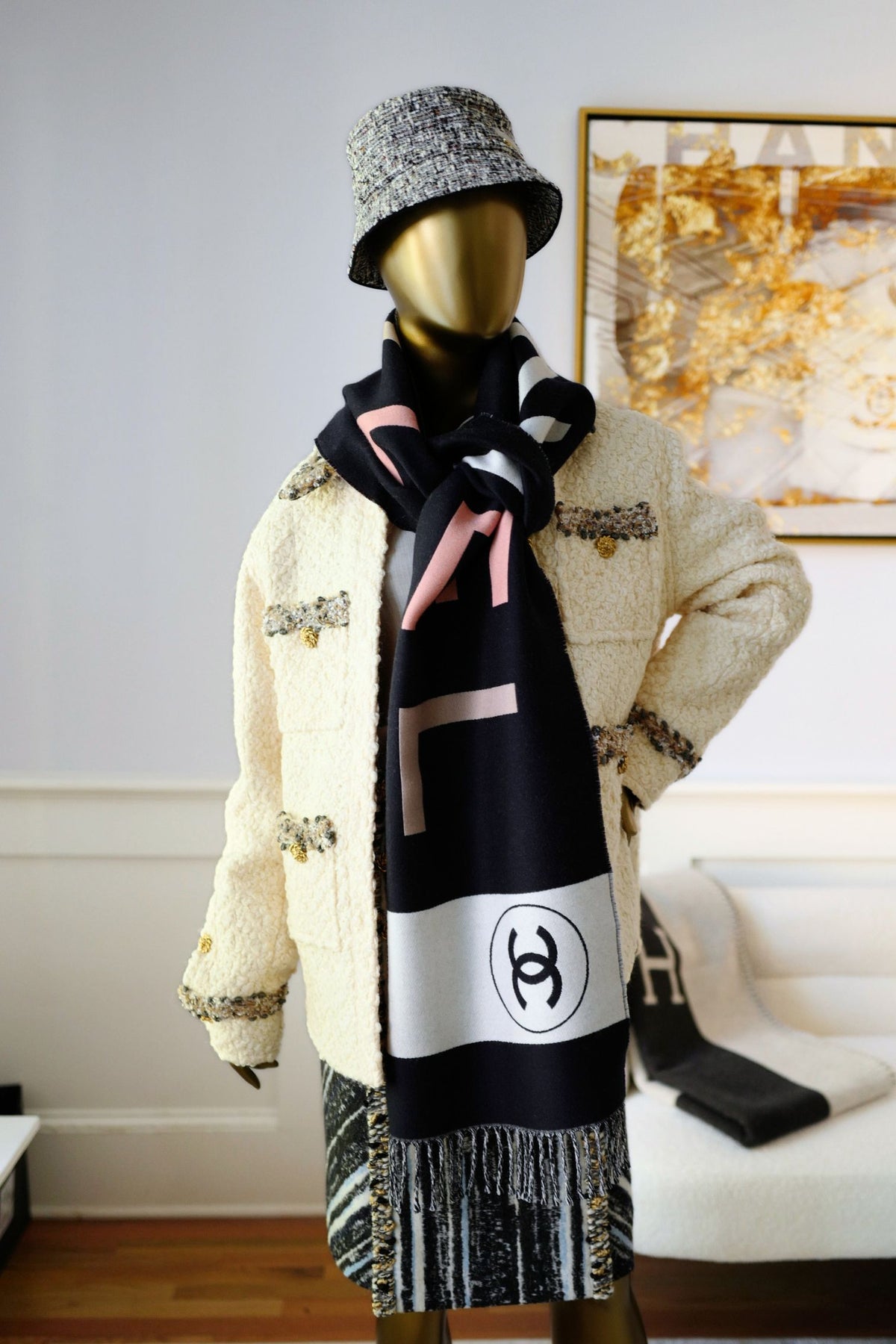 NEW Chanel 25C Wool Shawl Scarf CC Logo Dark Navy Ecru